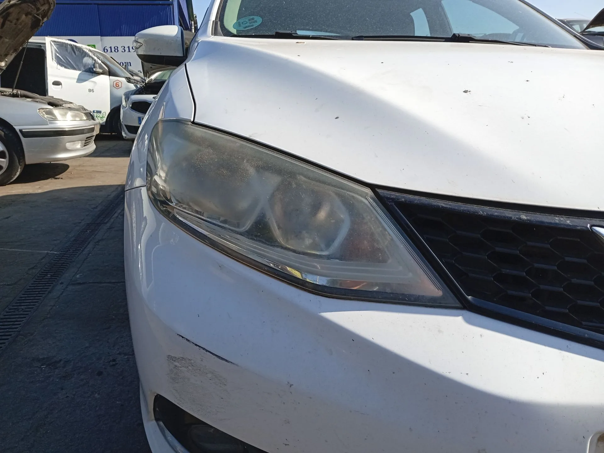 Faro Derecho para Nissan Pulsar Hatchback (C13)