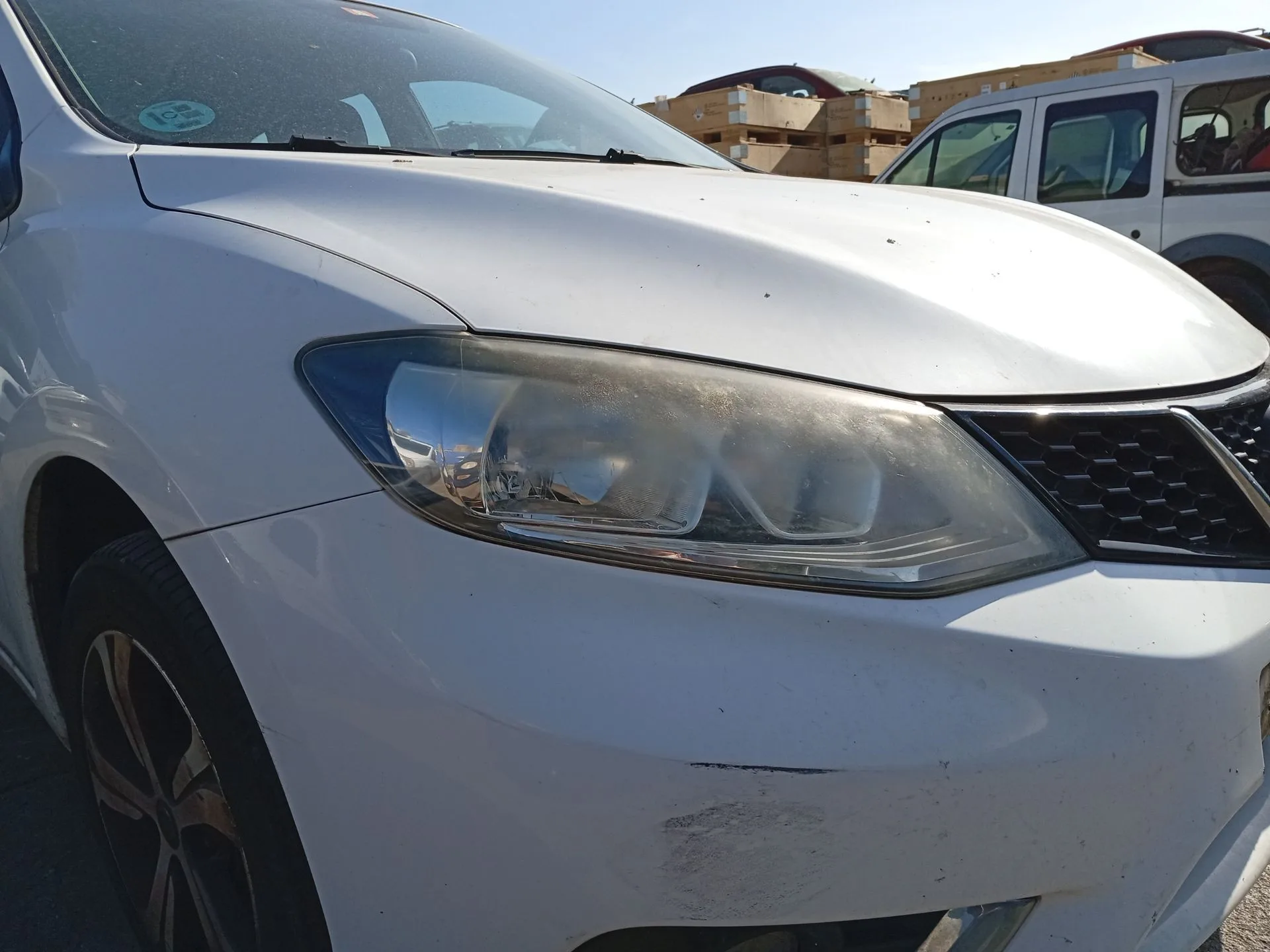 Faro Derecho para Nissan Pulsar Hatchback (C13)