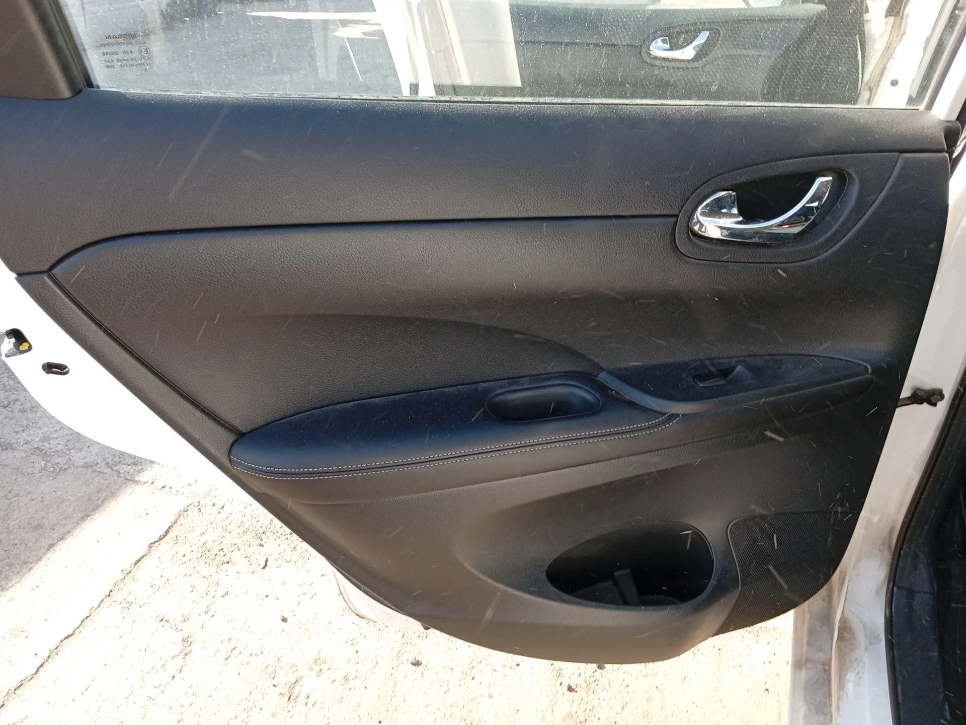 Guarnecido Puerta Trasera Izquierda para Nissan Pulsar Hatchback (C13)