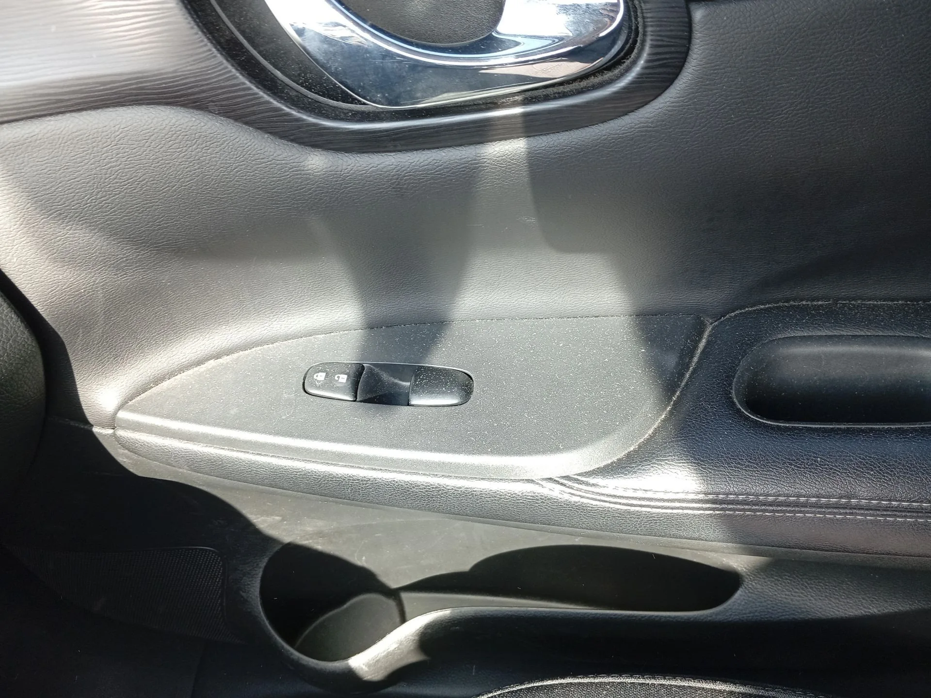Mando Elevalunas Delantero Derecho para Nissan Pulsar Hatchback (C13)