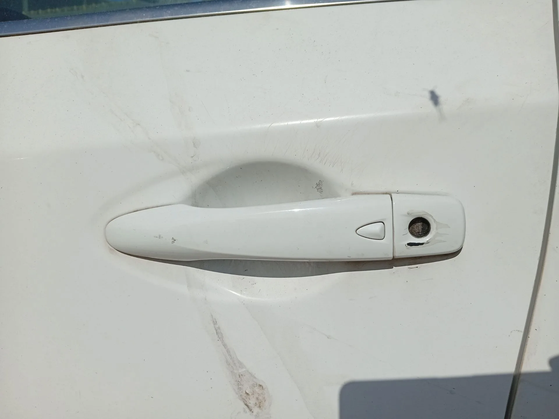Maneta Exterior Delantera Izquierda para Nissan Pulsar Hatchback (C13)