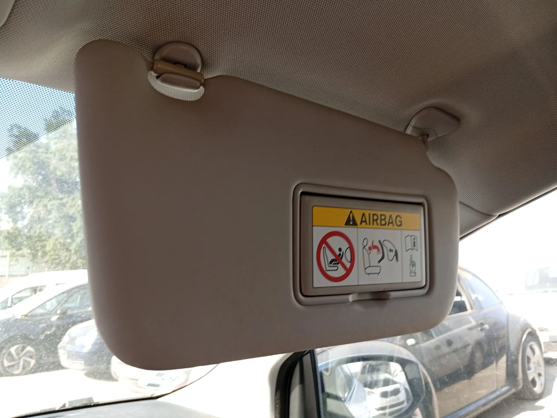 Parasol Derecho para Nissan Pulsar Hatchback (C13)