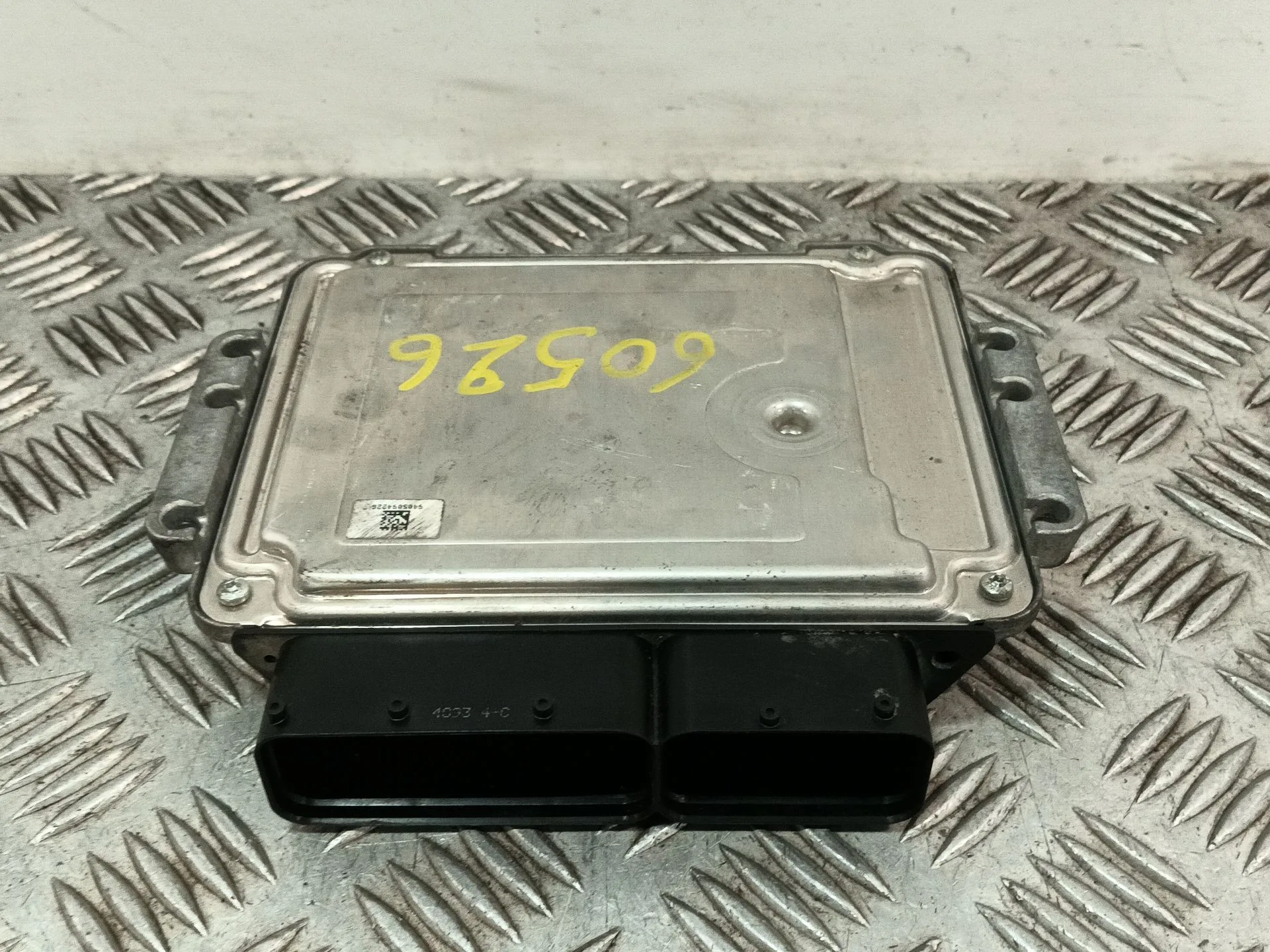 Centralita Motor Uce para Kia Carens Iv
