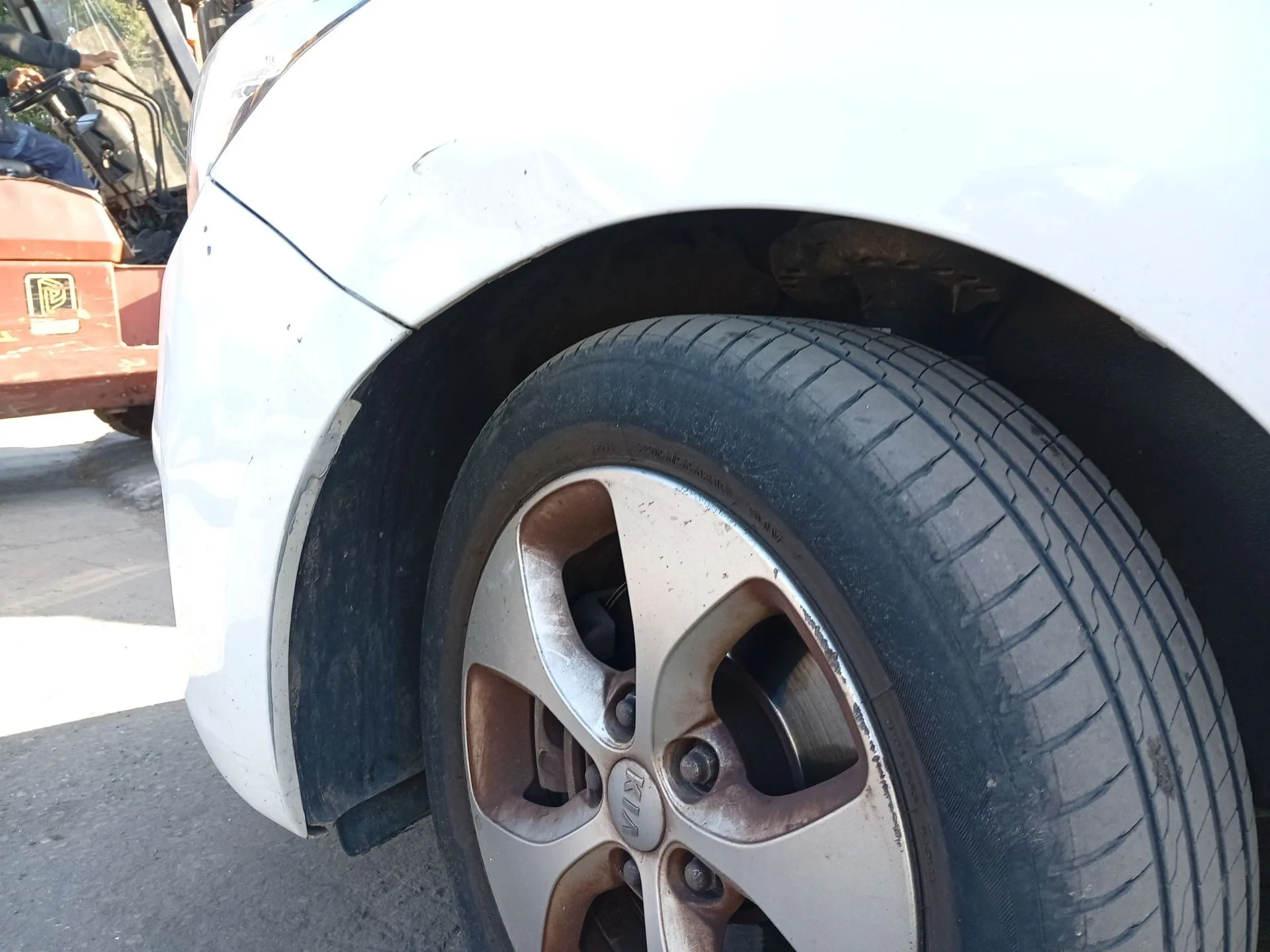 Paso De Rueda Delantero Izquierdo para Kia Carens Iv