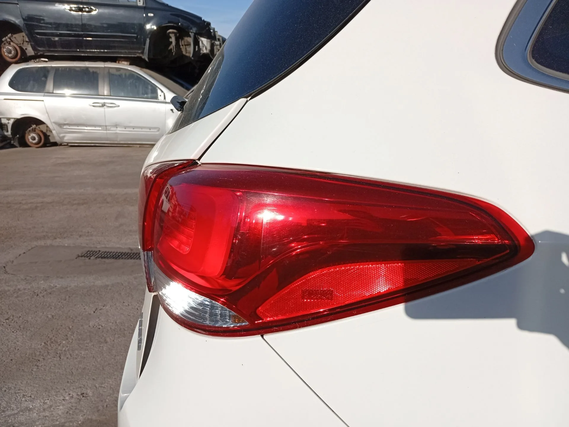 Piloto Trasero Derecho para Kia Carens Iv