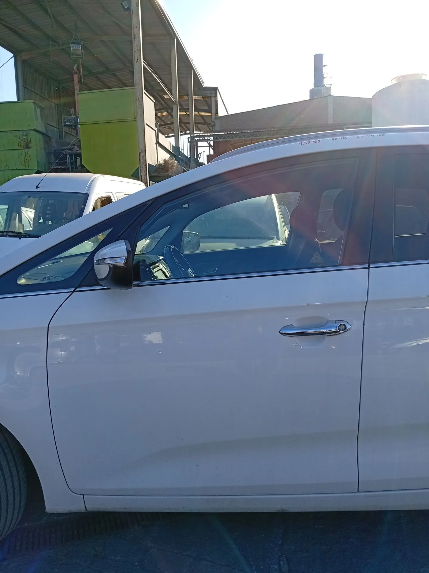 Puerta Delantera Izquierda para Kia Carens Iv