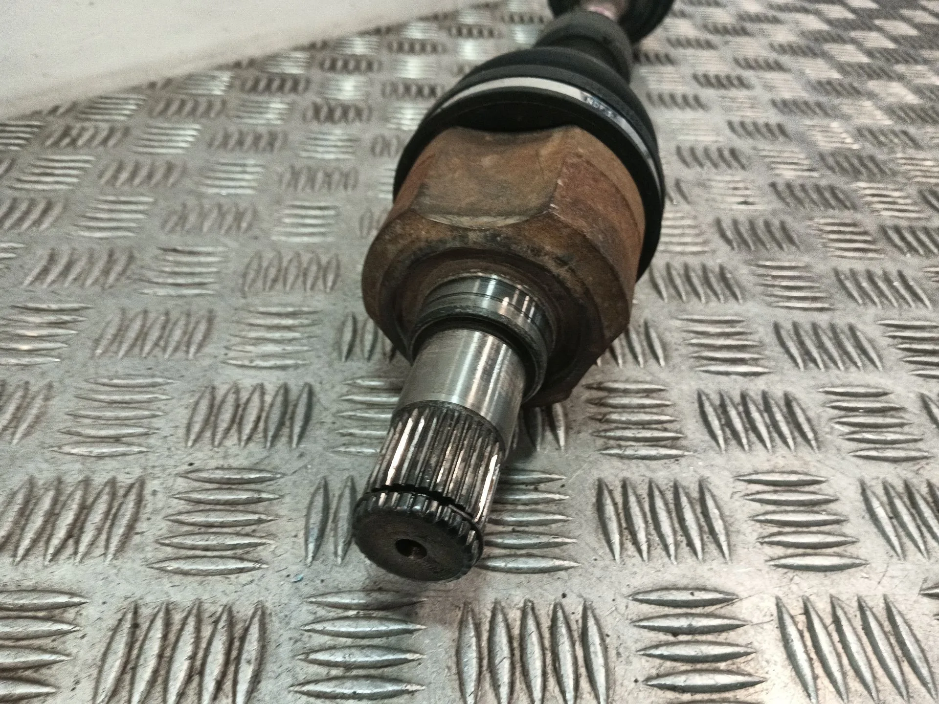 Transmision Delantera Izquierda para Kia Carens Iv