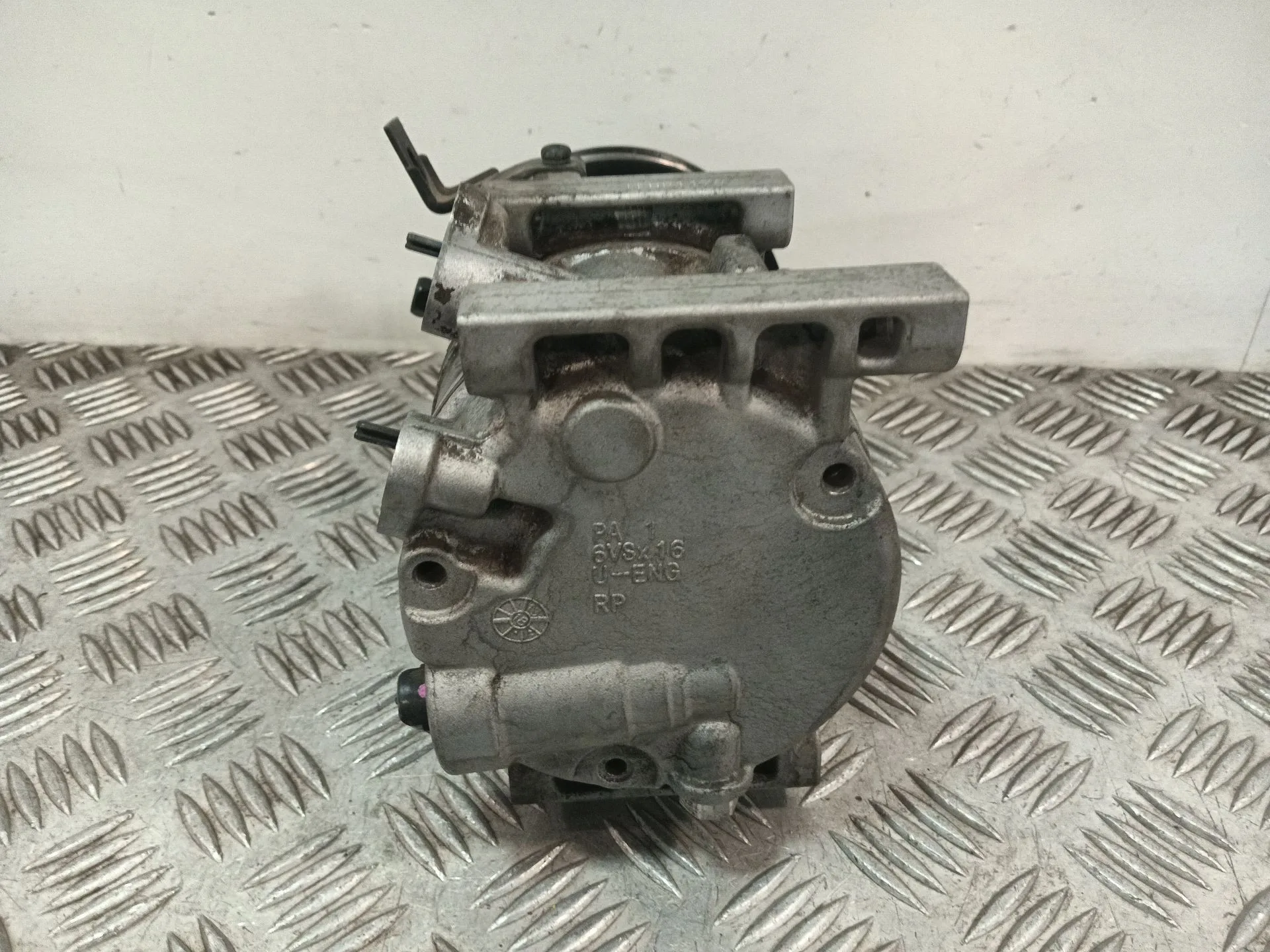 Condensador Aire Acondicionado para Kia Carens Iv