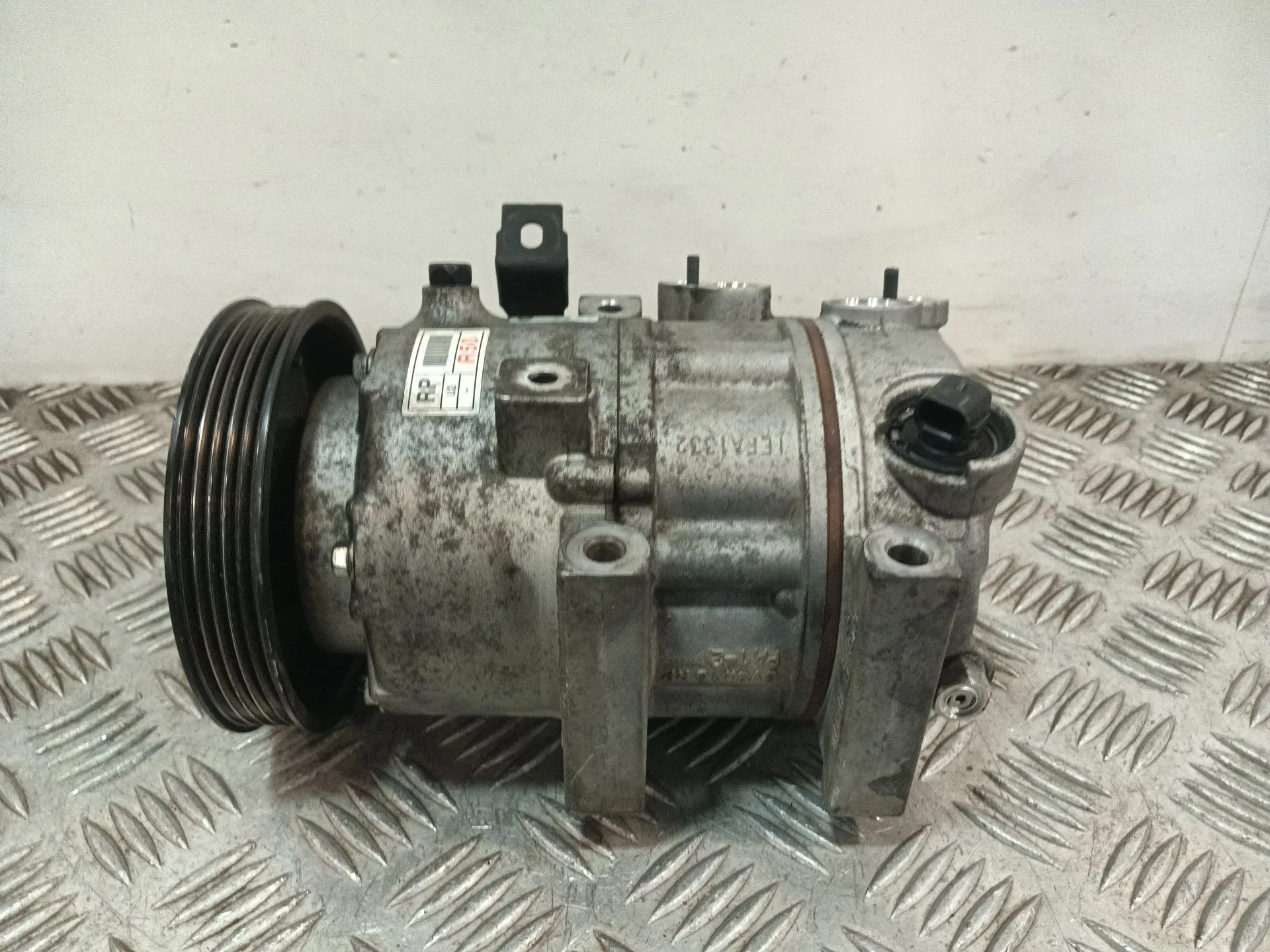 Condensador Aire Acondicionado para Kia Carens Iv