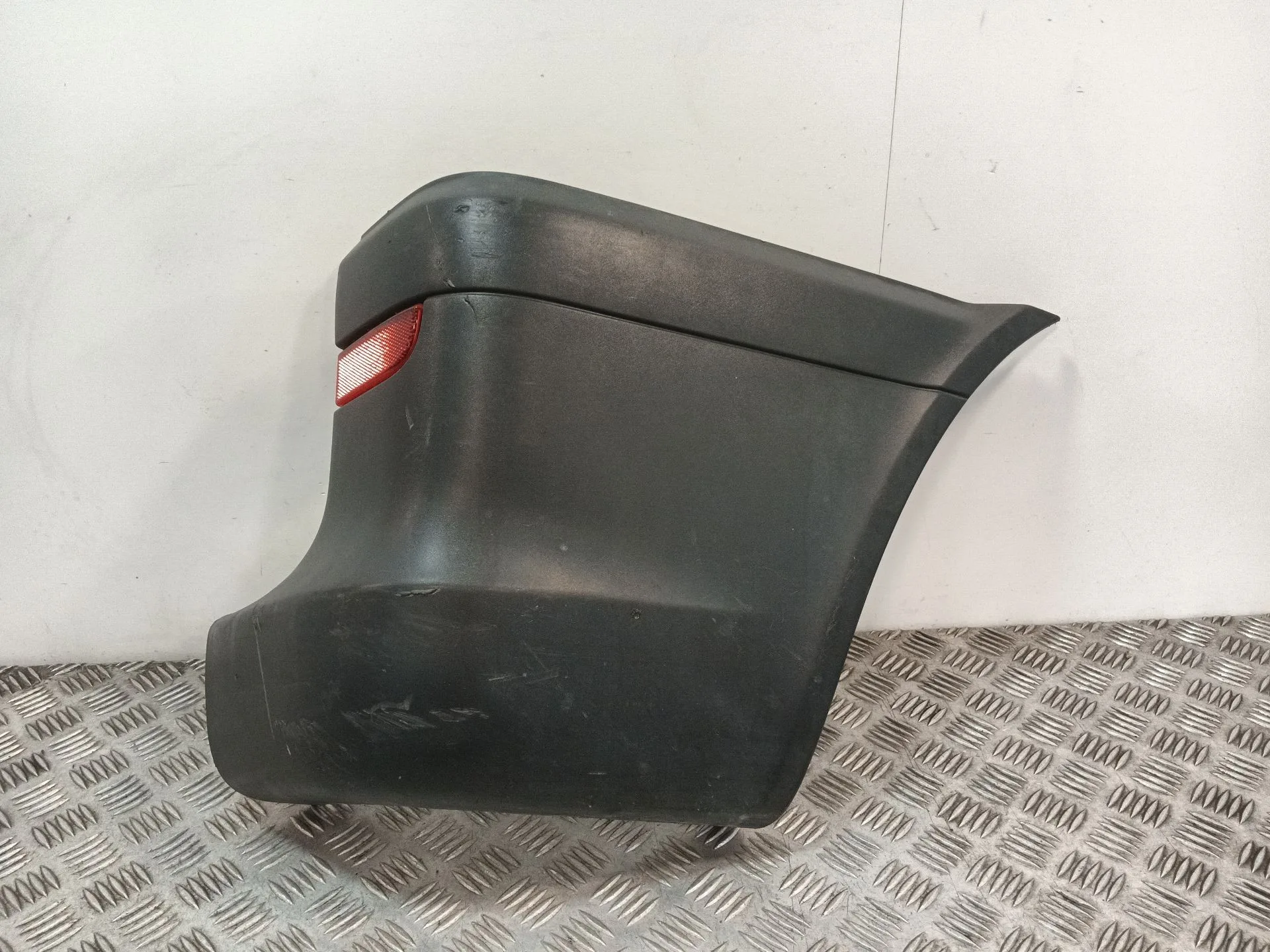 Puntera Paragolpes Trasera Derecha para Mercedes-Benz Vito / Mixto Furgoneta (W639)