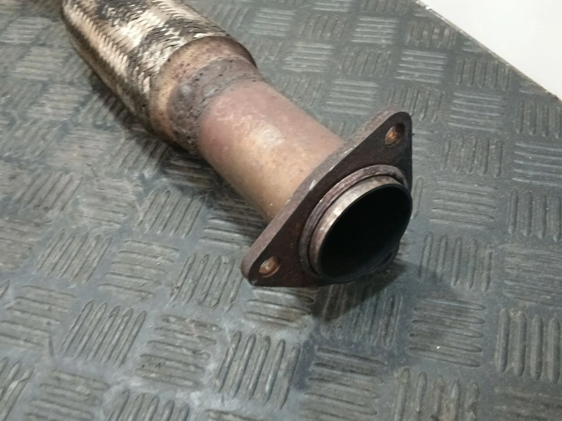 Tubo Escape Completo para Nissan Nt400 Cabstar (F24M)