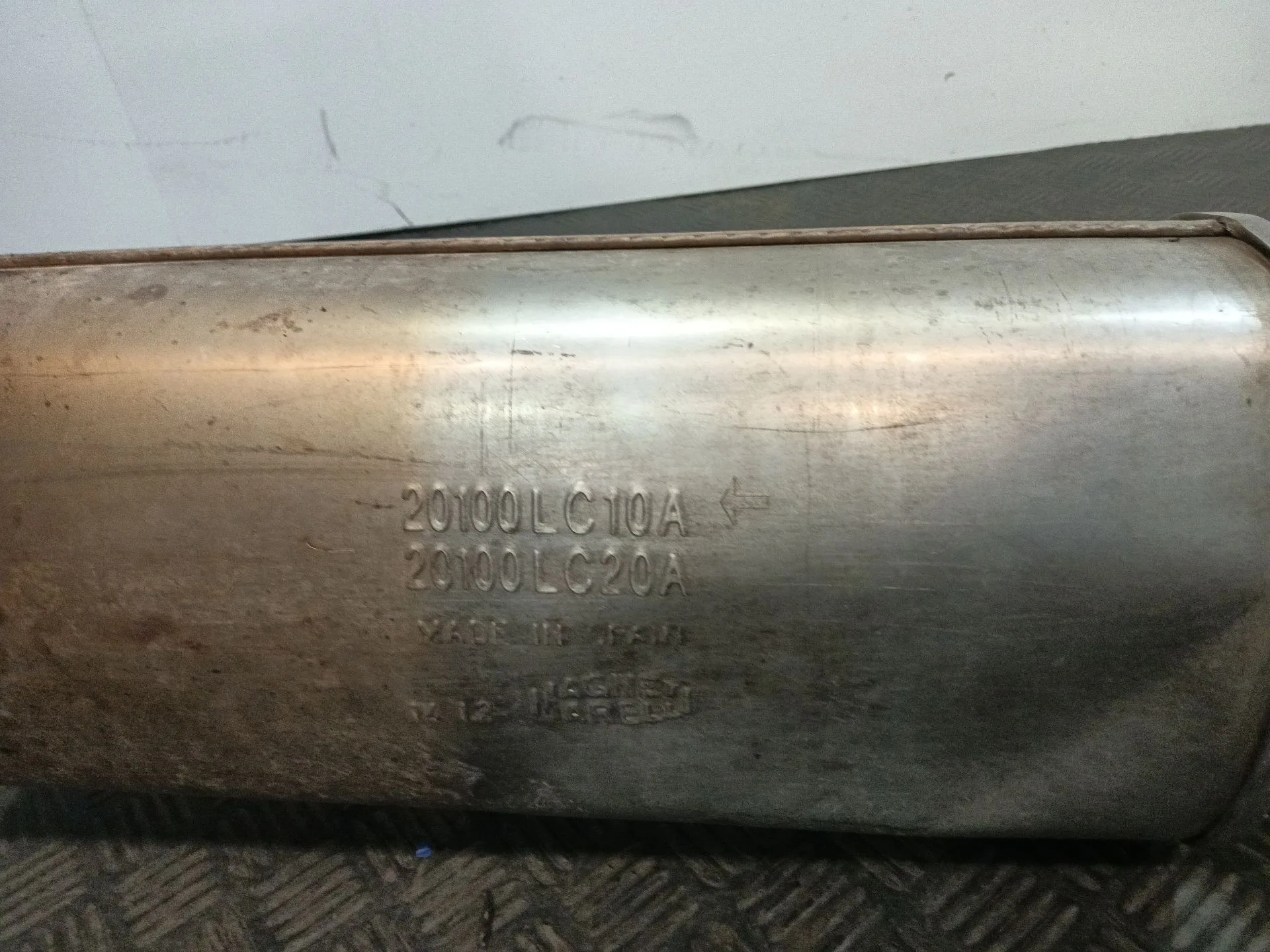 Tubo Escape Completo para Nissan Nt400 Cabstar (F24M)