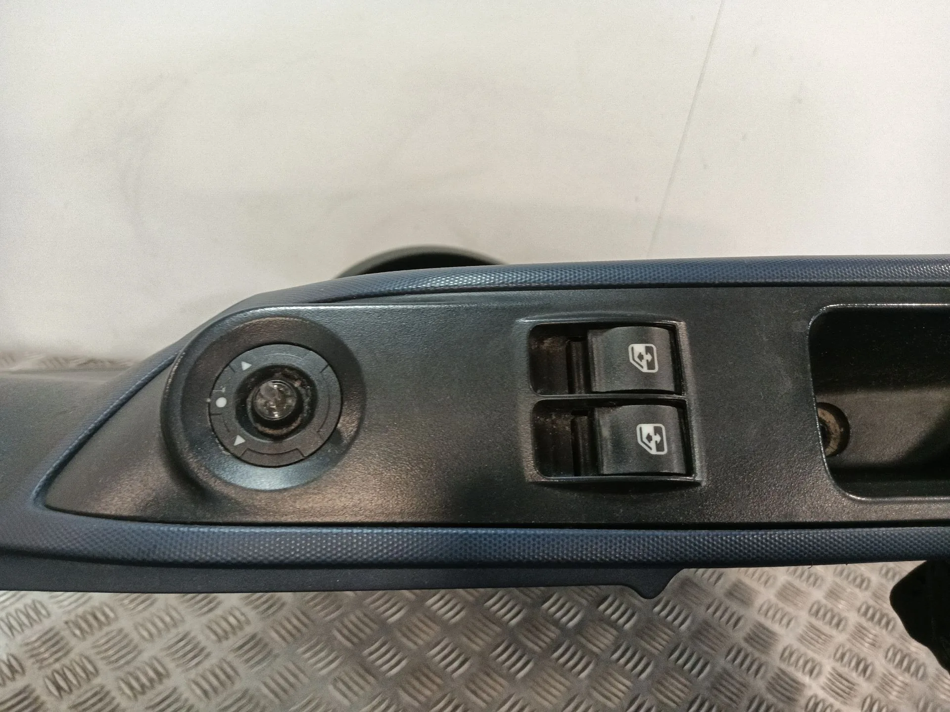 Guarnecido Puerta Delantera Izquierda para Iveco Daily Vi Furgoneta