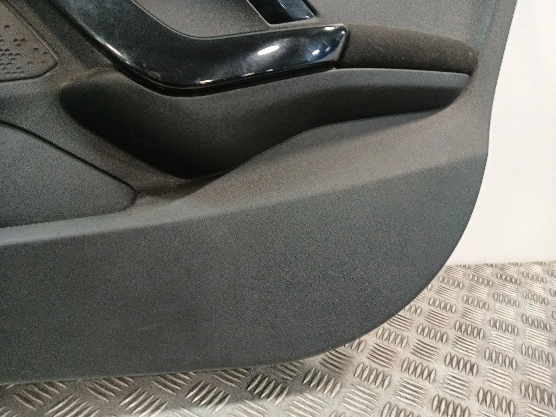 Guarnecido Puerta Delantera Derecha para Peugeot 208 I (Ca_, Cc_)
