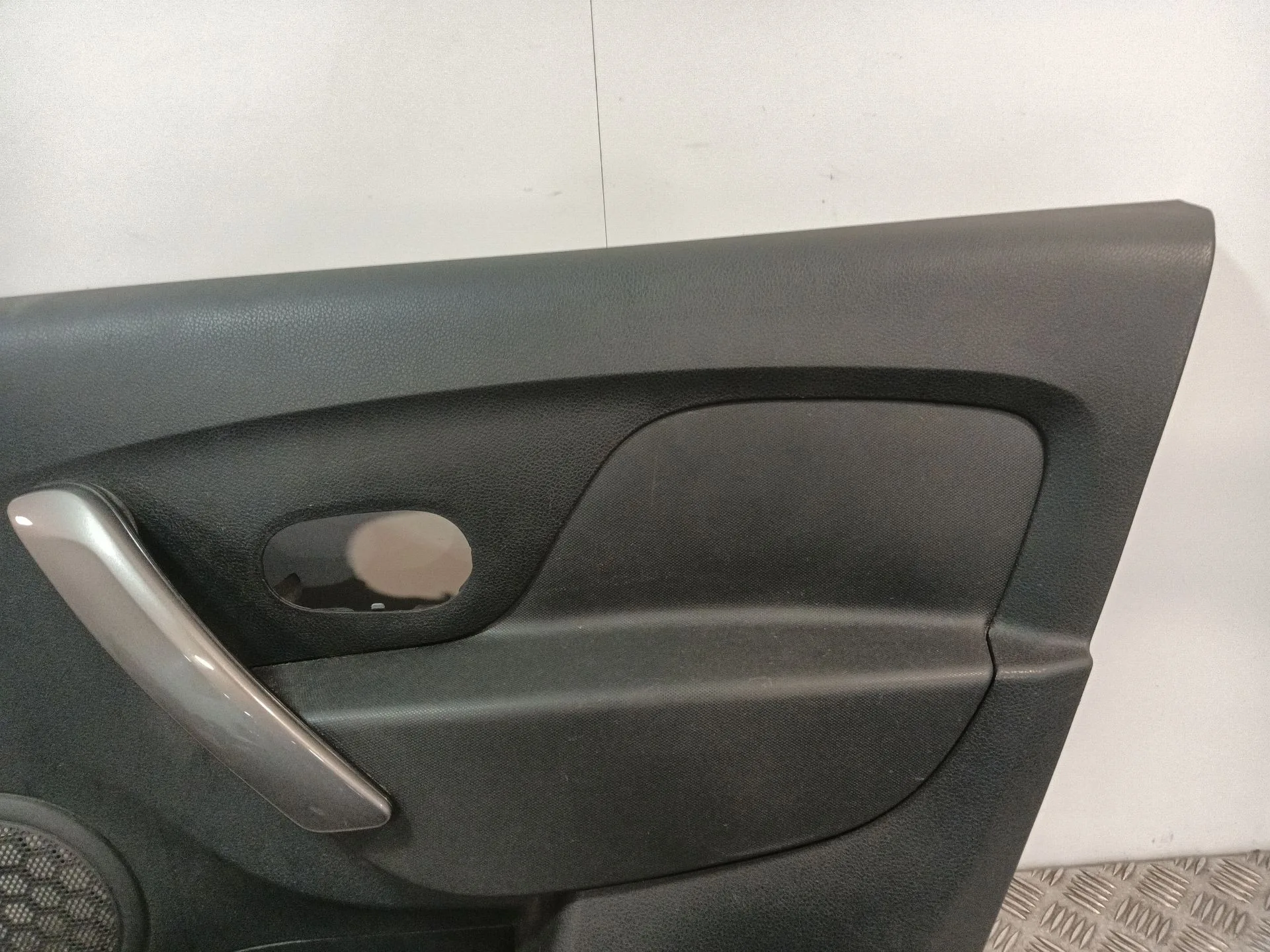 Guarnecido Puerta Delantera Derecha para Dacia Sandero