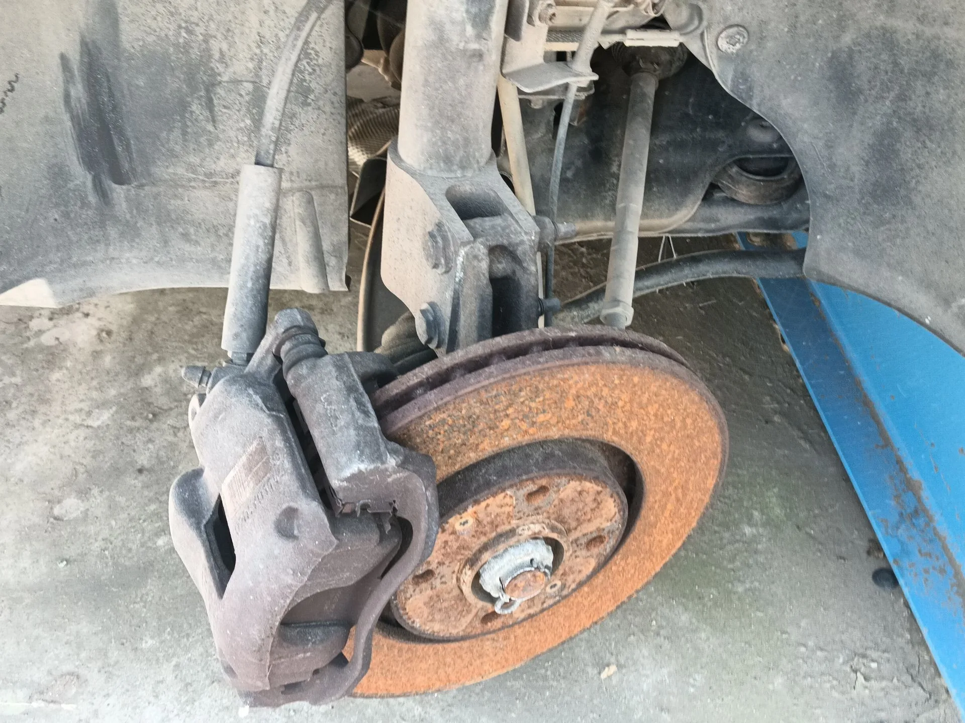 Brazo Suspension Inferior Delantero Izquierdo para Peugeot 307 Cc (3B)