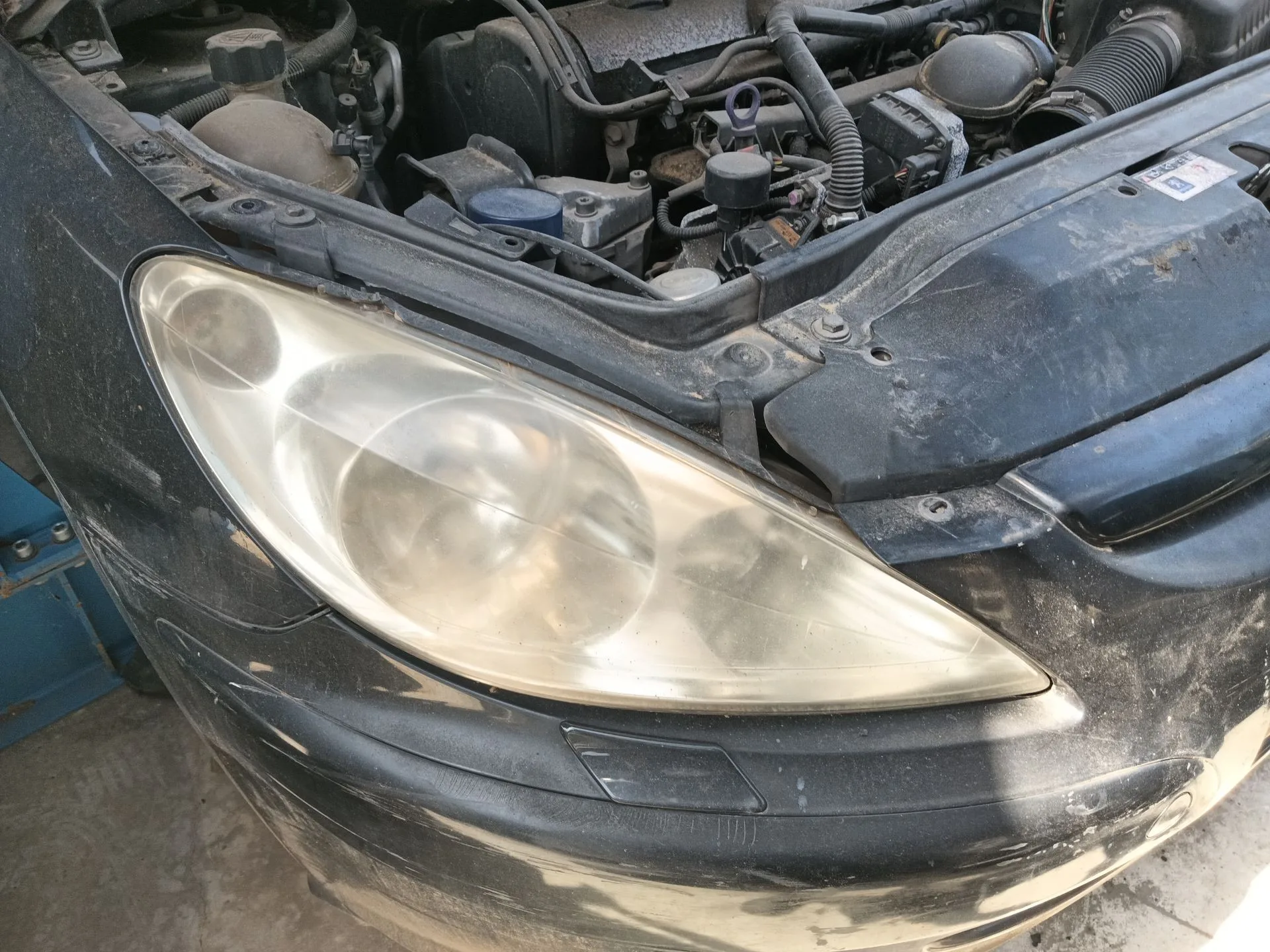 Faro Derecho para Peugeot 307 Cc (3B)