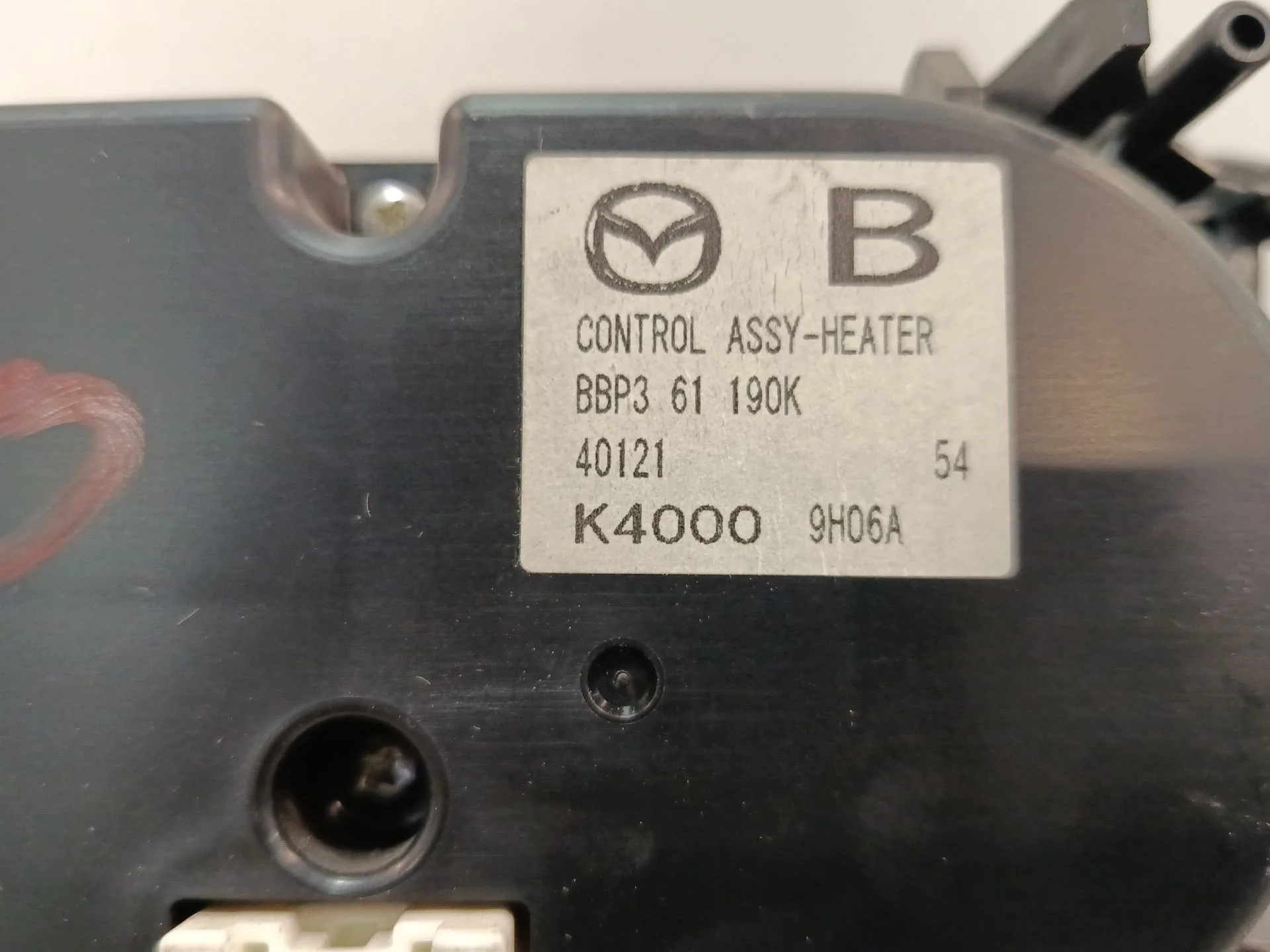 Mando Climatizador para Mazda 3 Lim. (Bl)