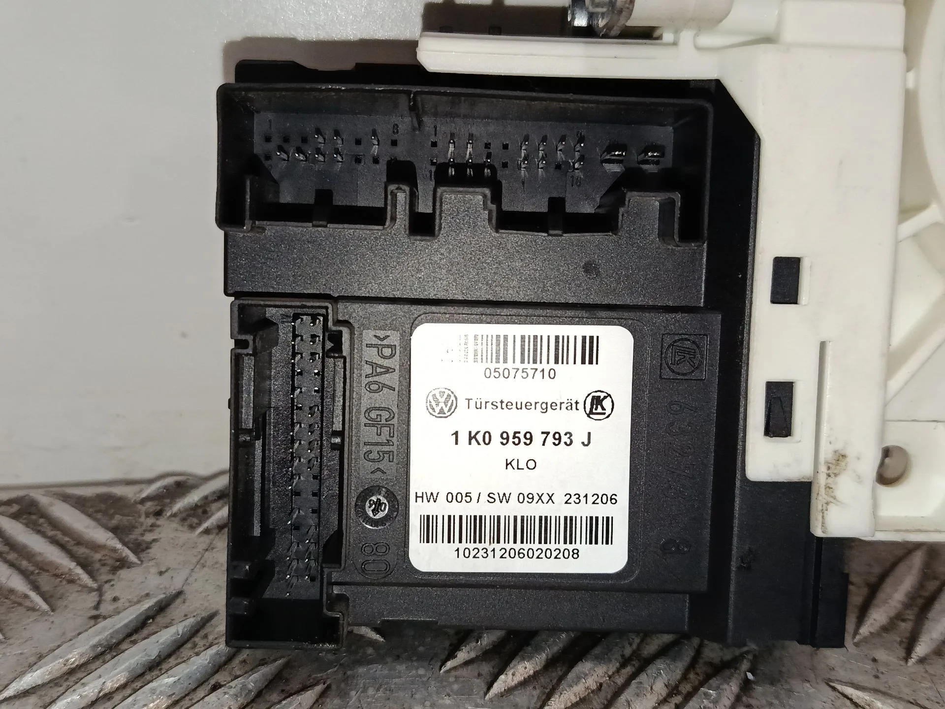 Motor Elevalunas Delantero Izquierdo para Volkswagen Golf V (1K1)