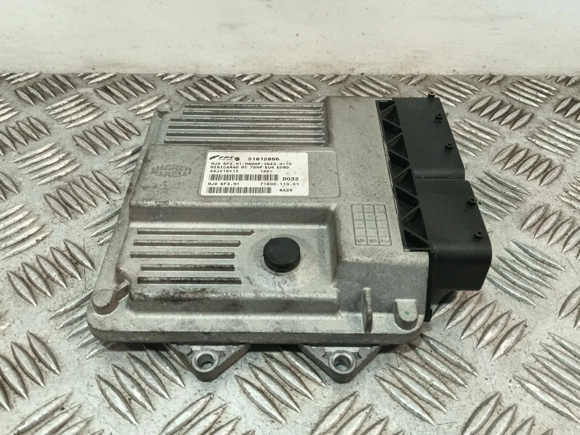Centralita Motor Uce para Fiat Fiorino Monospace (225_)