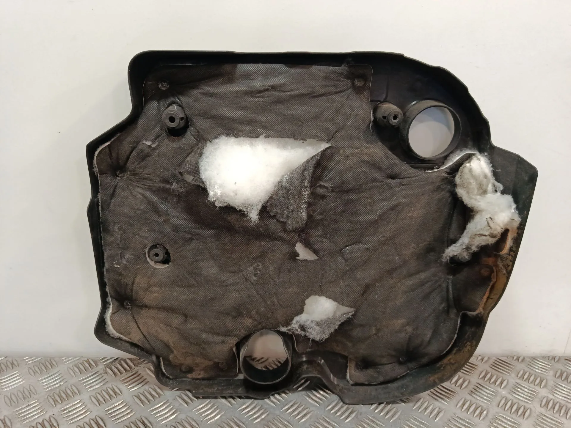 Tapa Motor para Mazda 3 Lim. (Bl)