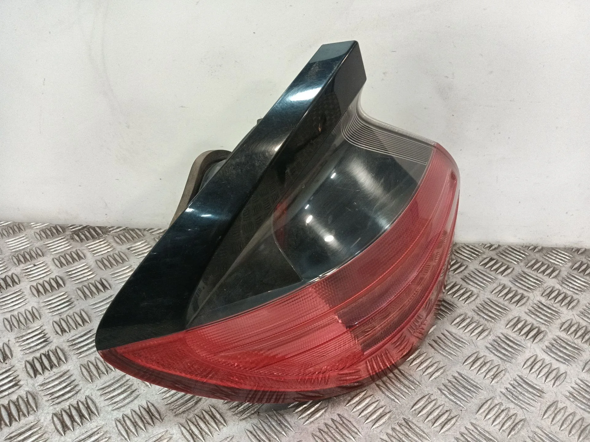 Piloto Trasero Izquierdo para Mercedes-Benz Clase C Coupe (Cl203)