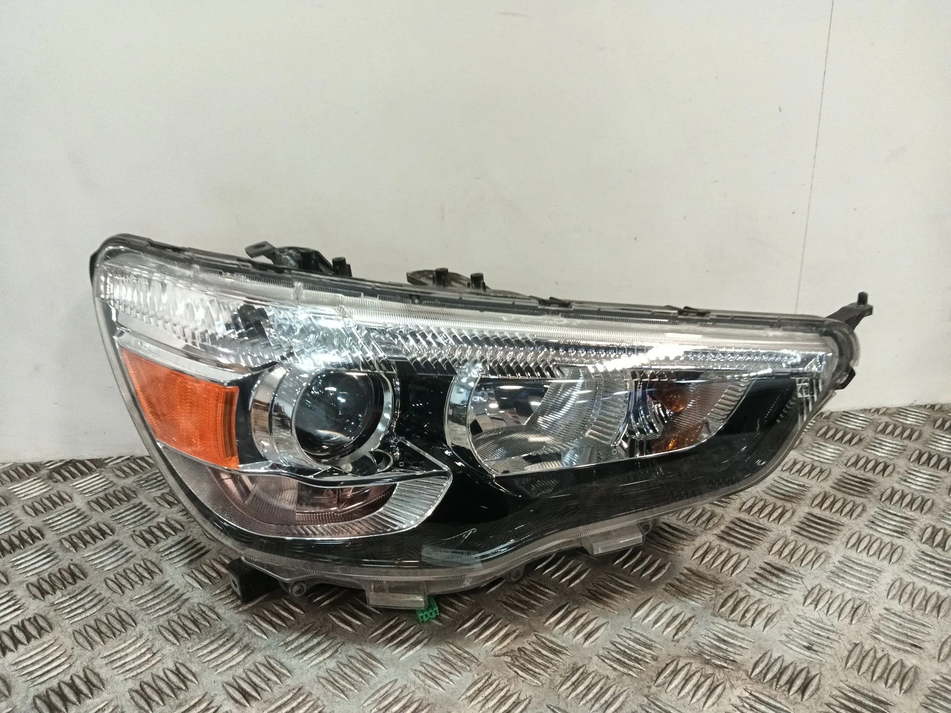 Faro Derecho para Mitsubishi Asx (Ga_W_)