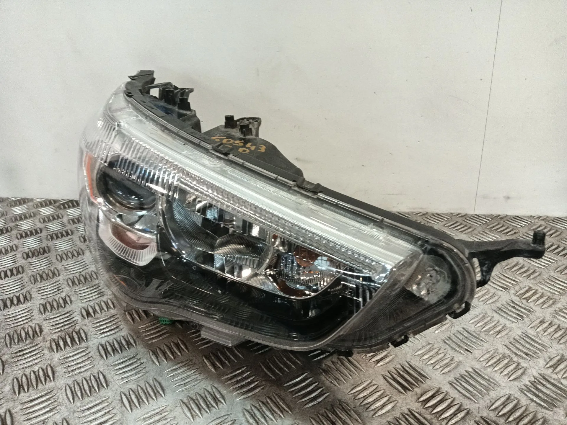 Faro Derecho para Mitsubishi Asx (Ga_W_)