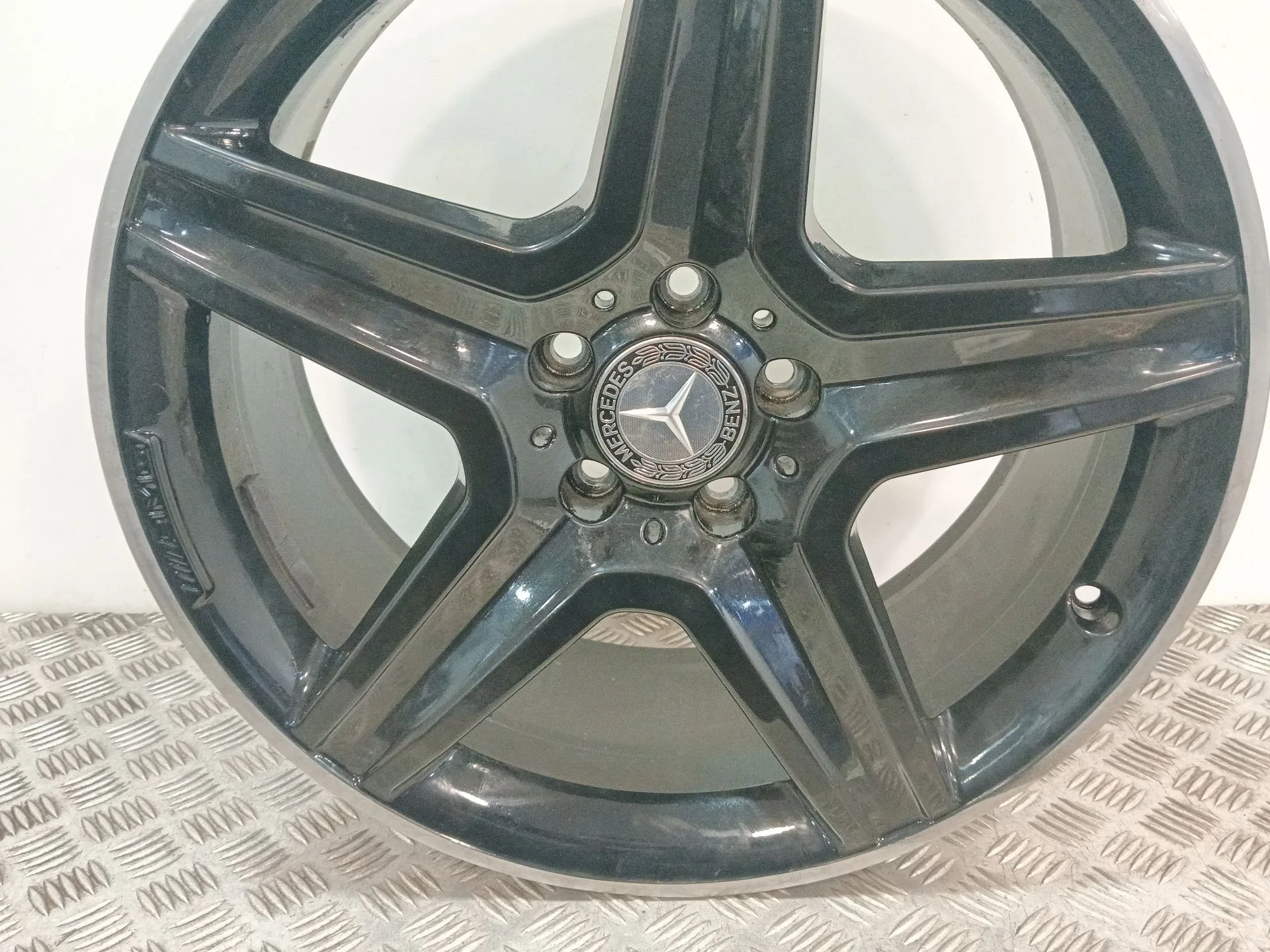 Llanta para Mercedes-Benz Clase Gla (W156)