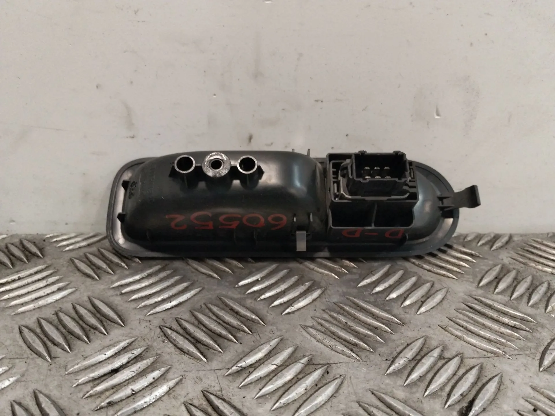 Mando Elevalunas Delantero Derecho para Renault Clio Iii (Br0/1, Cr0/1)