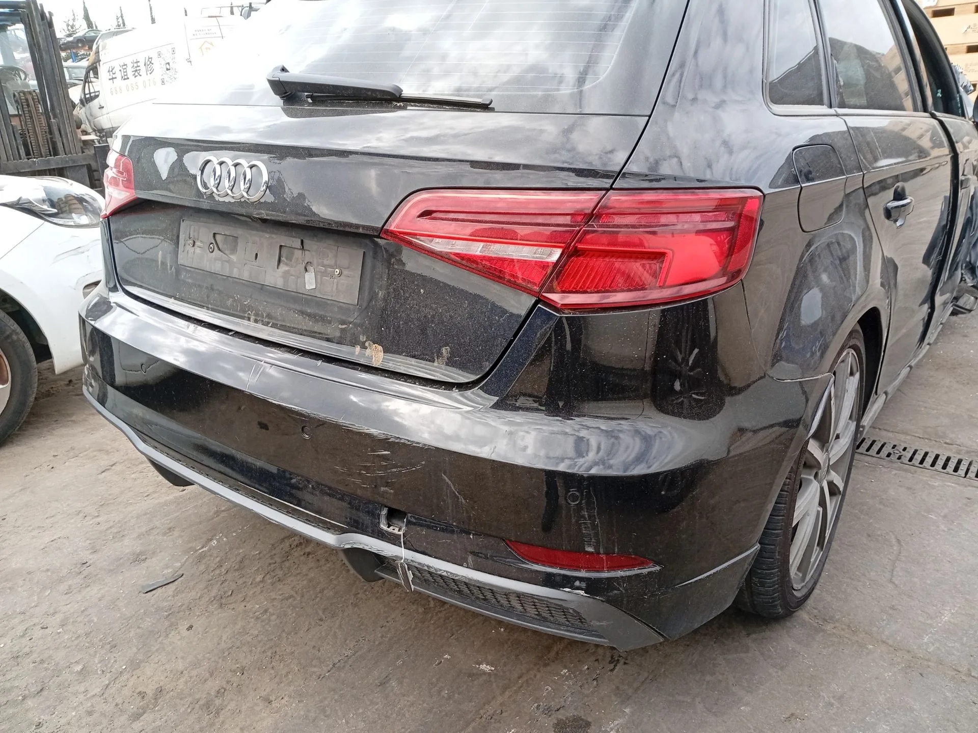 Paragolpes Trasero para Audi A3 Sportback (8Va, 8Vf)