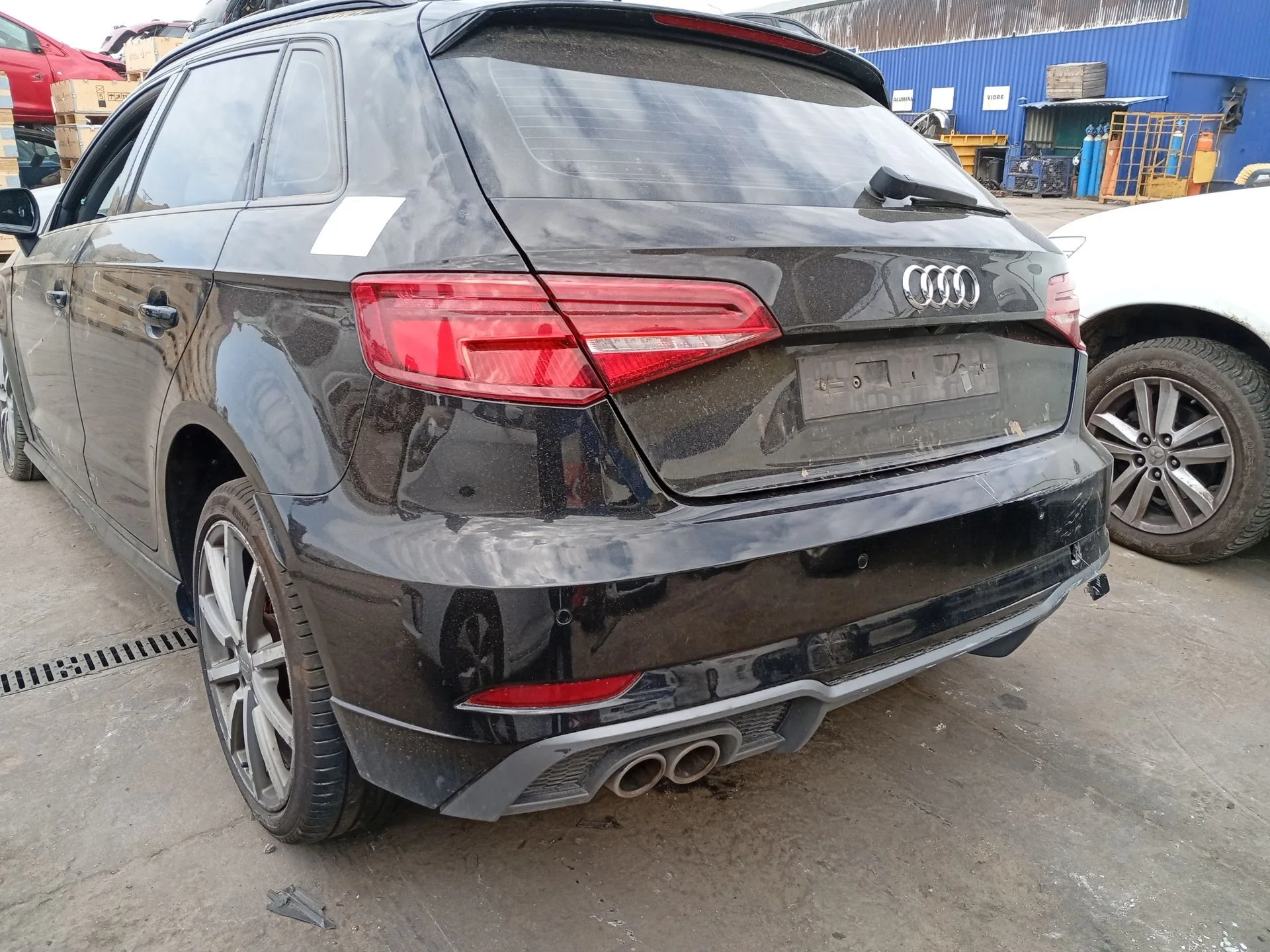 Paragolpes Trasero para Audi A3 Sportback (8Va, 8Vf)