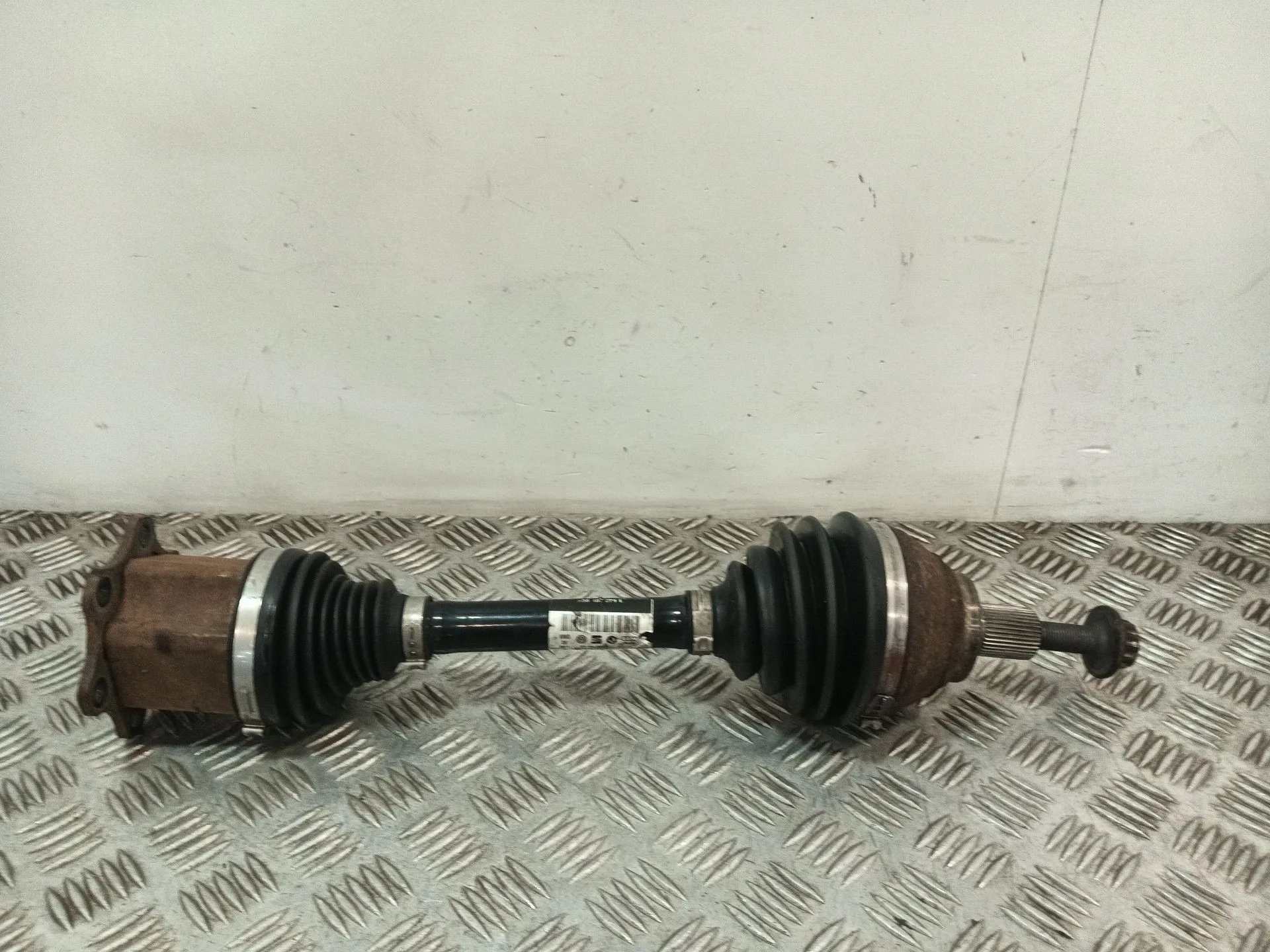 Transmision Delantera Izquierda para Audi A3 Sportback (8Va, 8Vf)