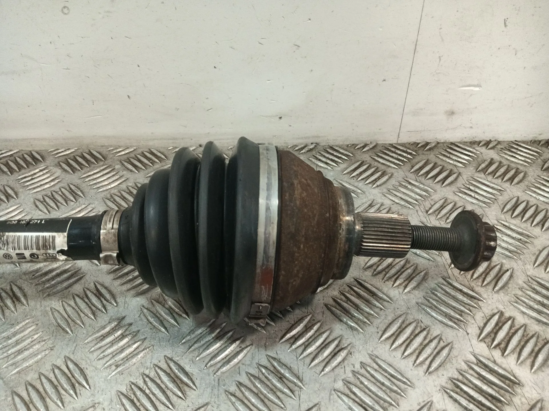 Transmision Delantera Izquierda para Audi A3 Sportback (8Va, 8Vf)