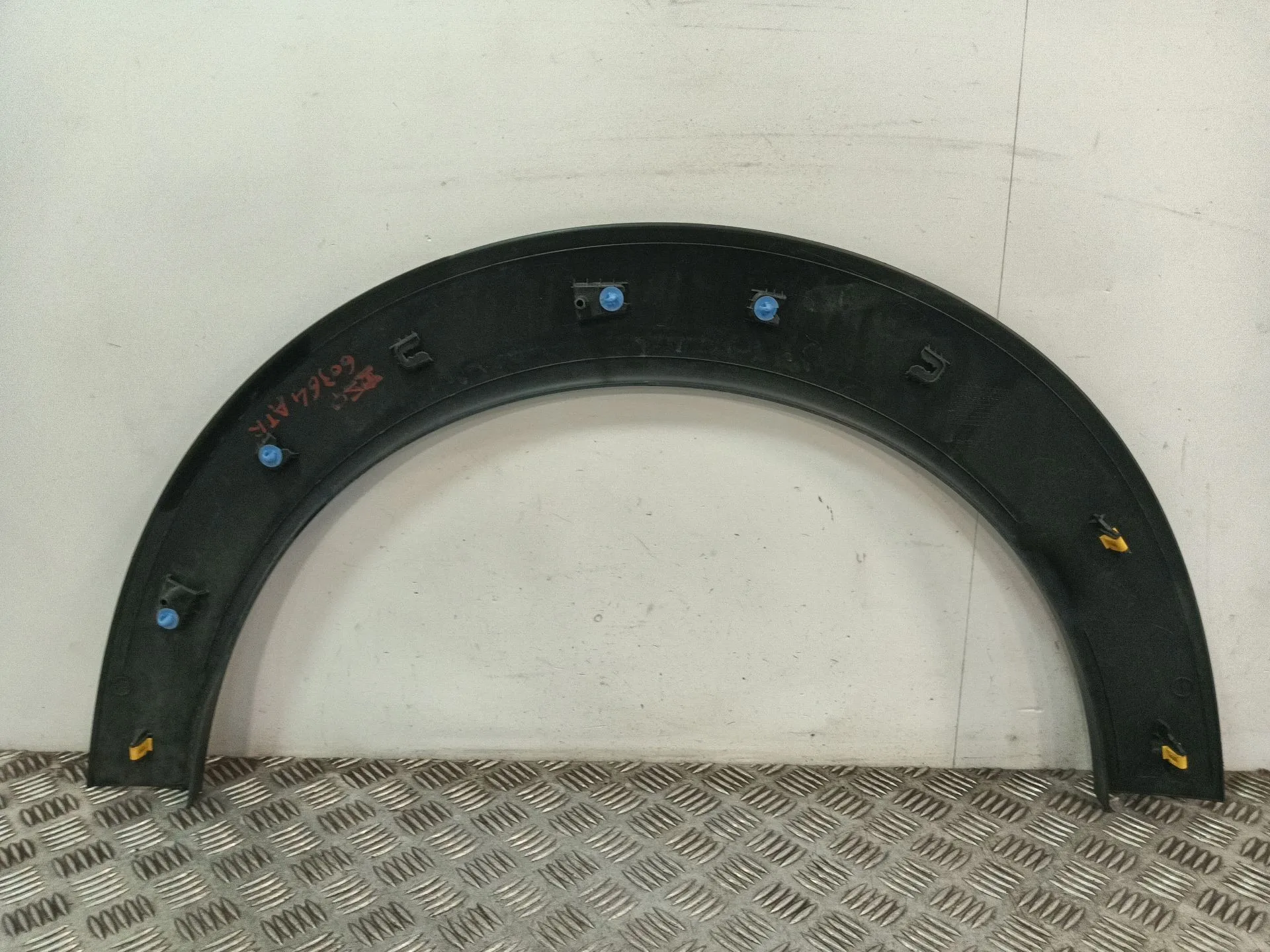 Aletin Trasero Izquierdo para Citroën C4 Cactus