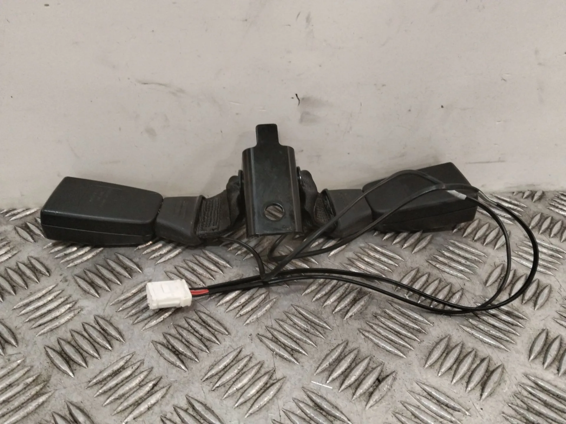 Enganche Cinturon Trasero Central para Citroën C4 Cactus