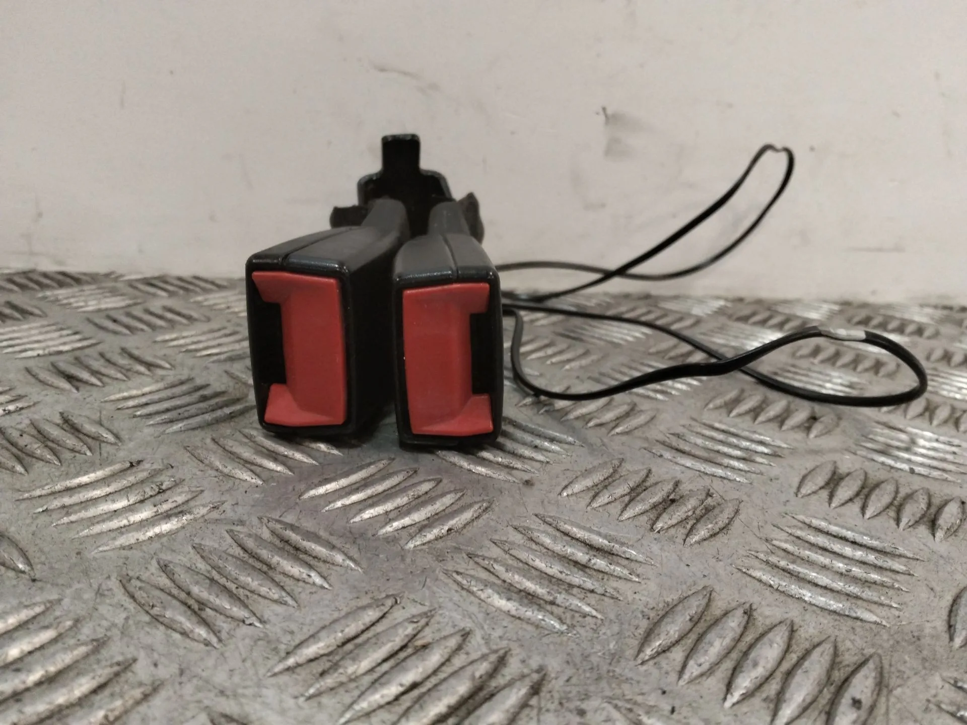 Enganche Cinturon Trasero Central para Citroën C4 Cactus