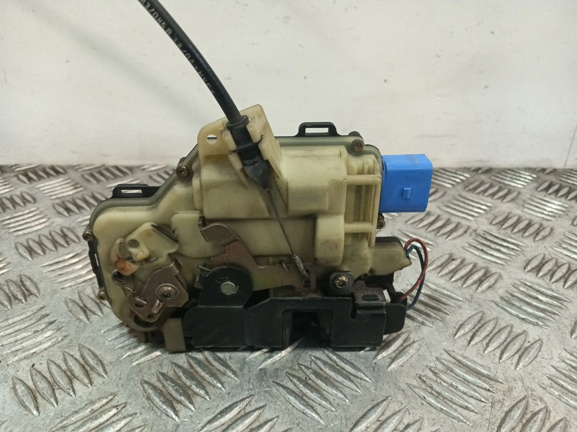 Cerradura Puerta Delantera Izquierda para Seat Cordoba (6L2)