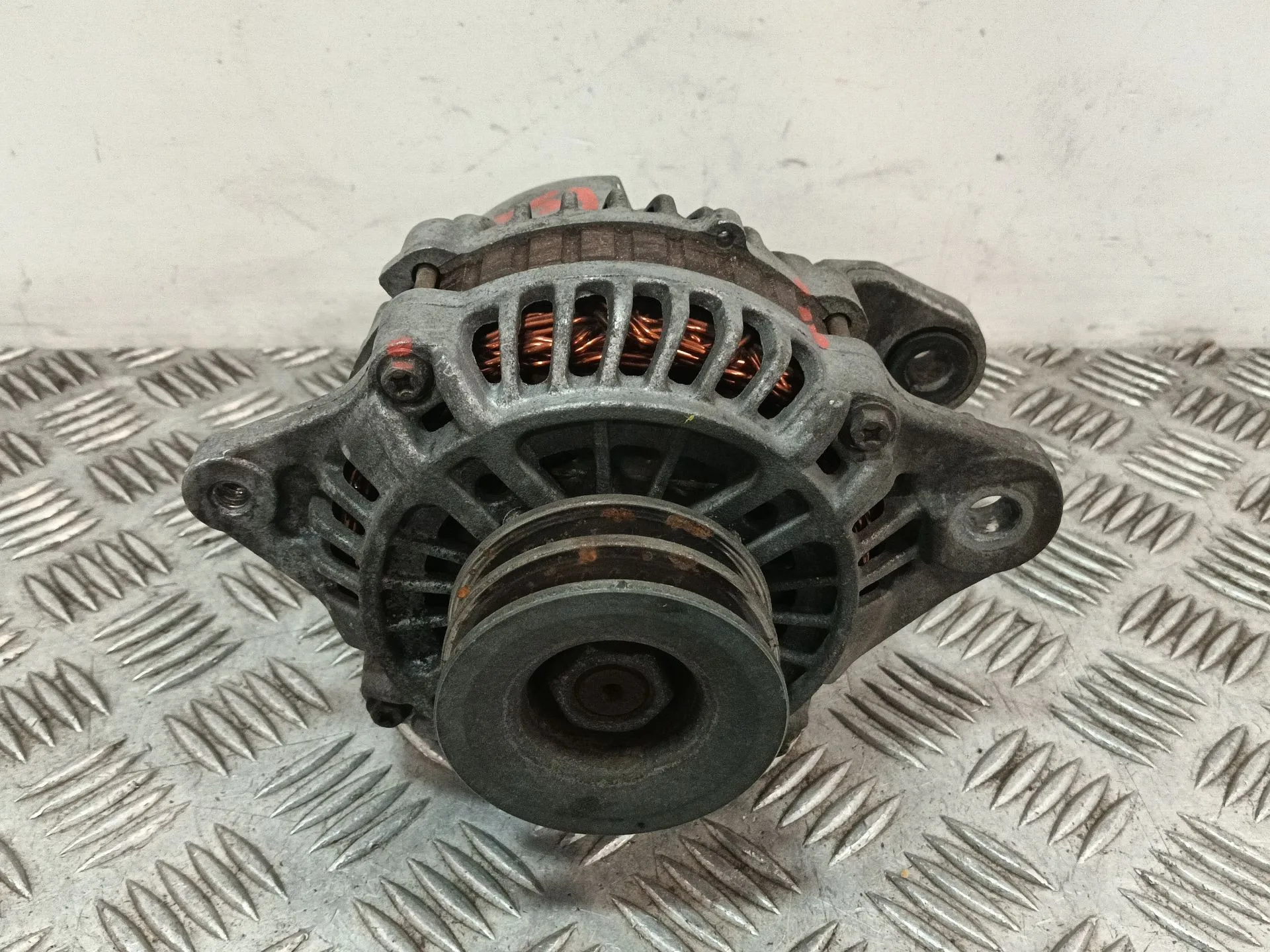 Alternador para Mitsubishi Montero (V3_W, V2_W, V4_W, V5_W)