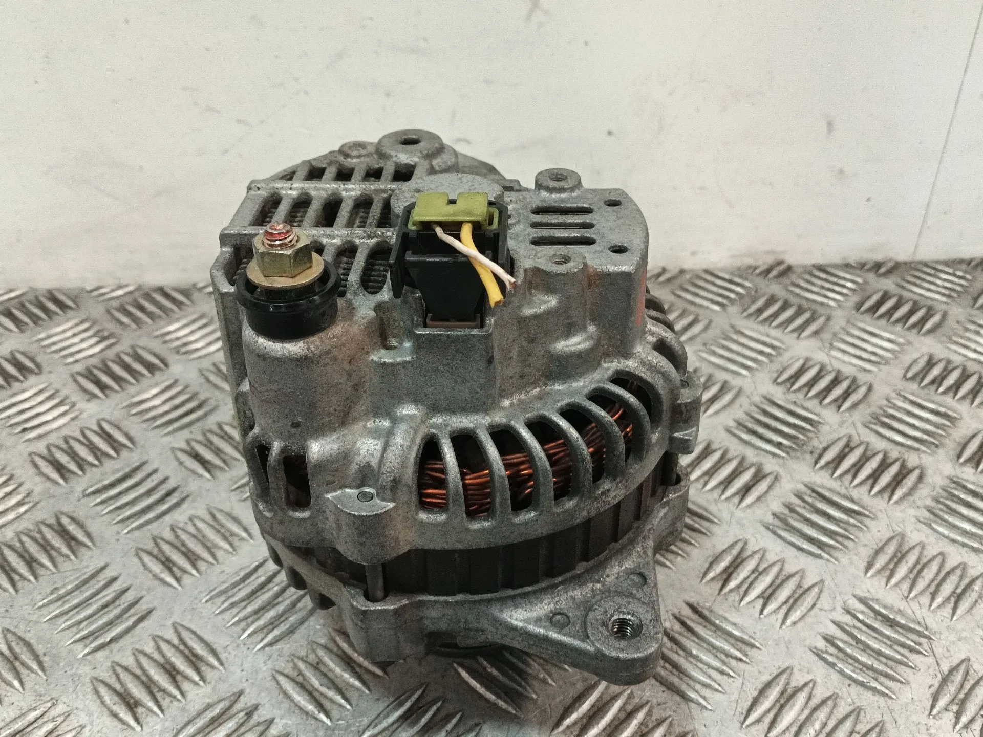 Alternador para Mitsubishi Montero (V3_W, V2_W, V4_W, V5_W)