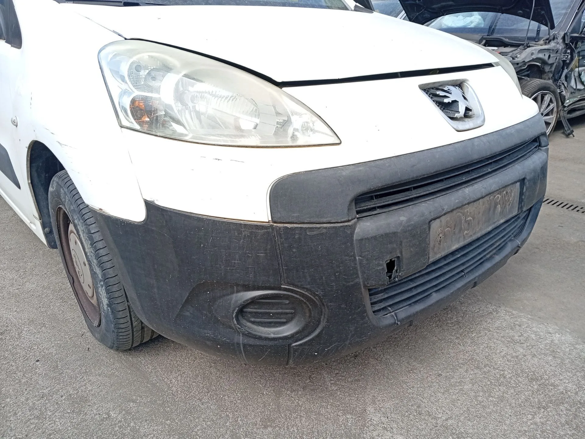 Paragolpes Delantero para Peugeot Partner Furgoneta/Monovolumen