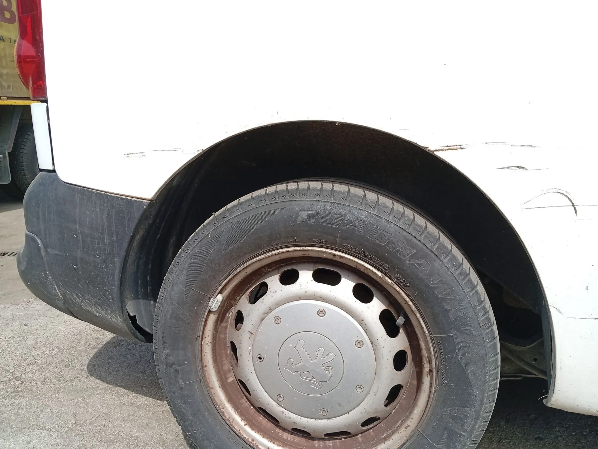 Paso De Rueda Trasero Derecho para Peugeot Partner Furgoneta/Monovolumen