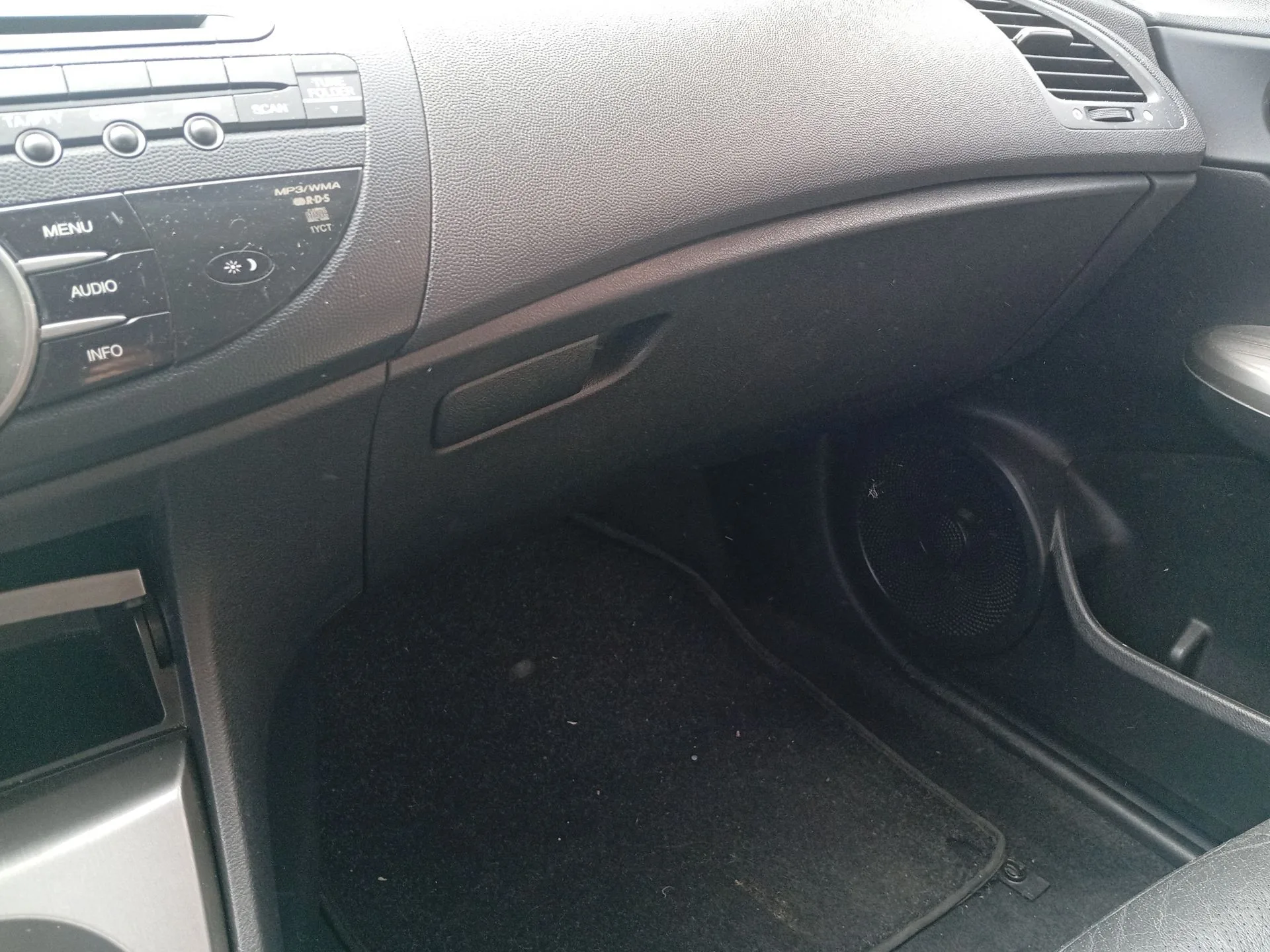 Guantera para Honda Civic Viii Hatchback (Fn, Fk)
