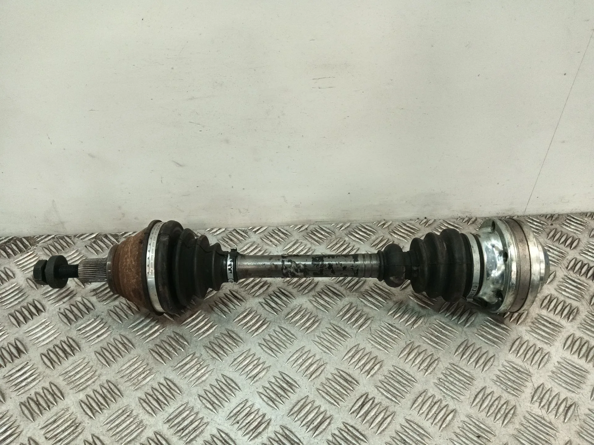 Transmision Delantera Izquierda para Audi A3 (8P1)
