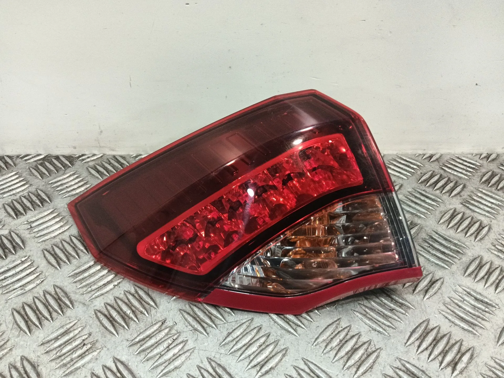 Piloto Trasero Izquierdo para Renault Laguna Iii (Bt0/1)