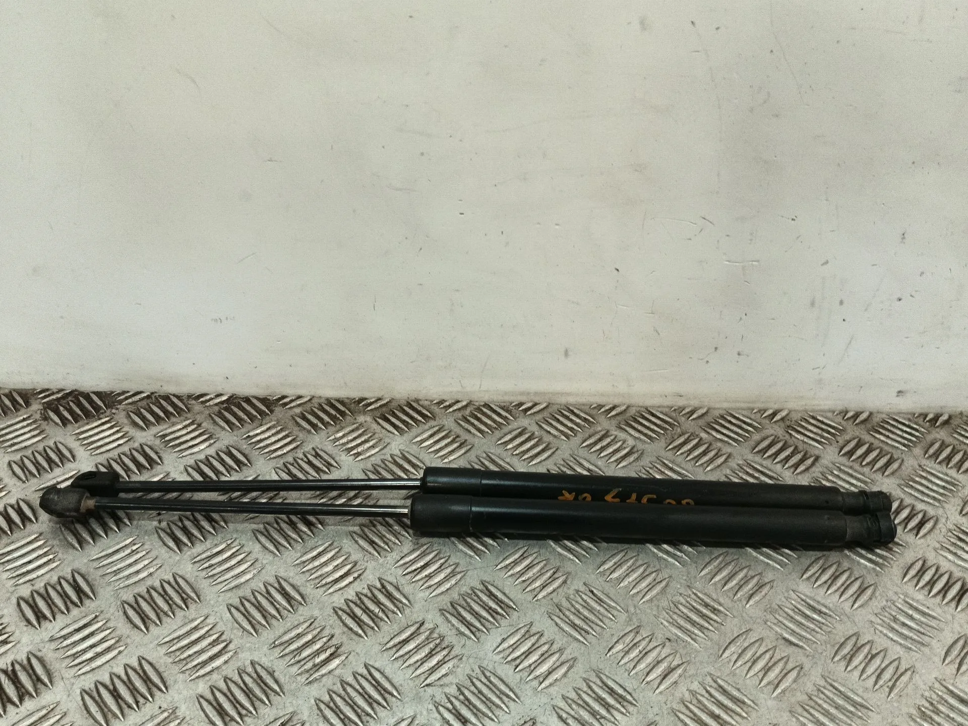 Amortiguadores Maletero / Porton para Volkswagen Tiguan (5N_)