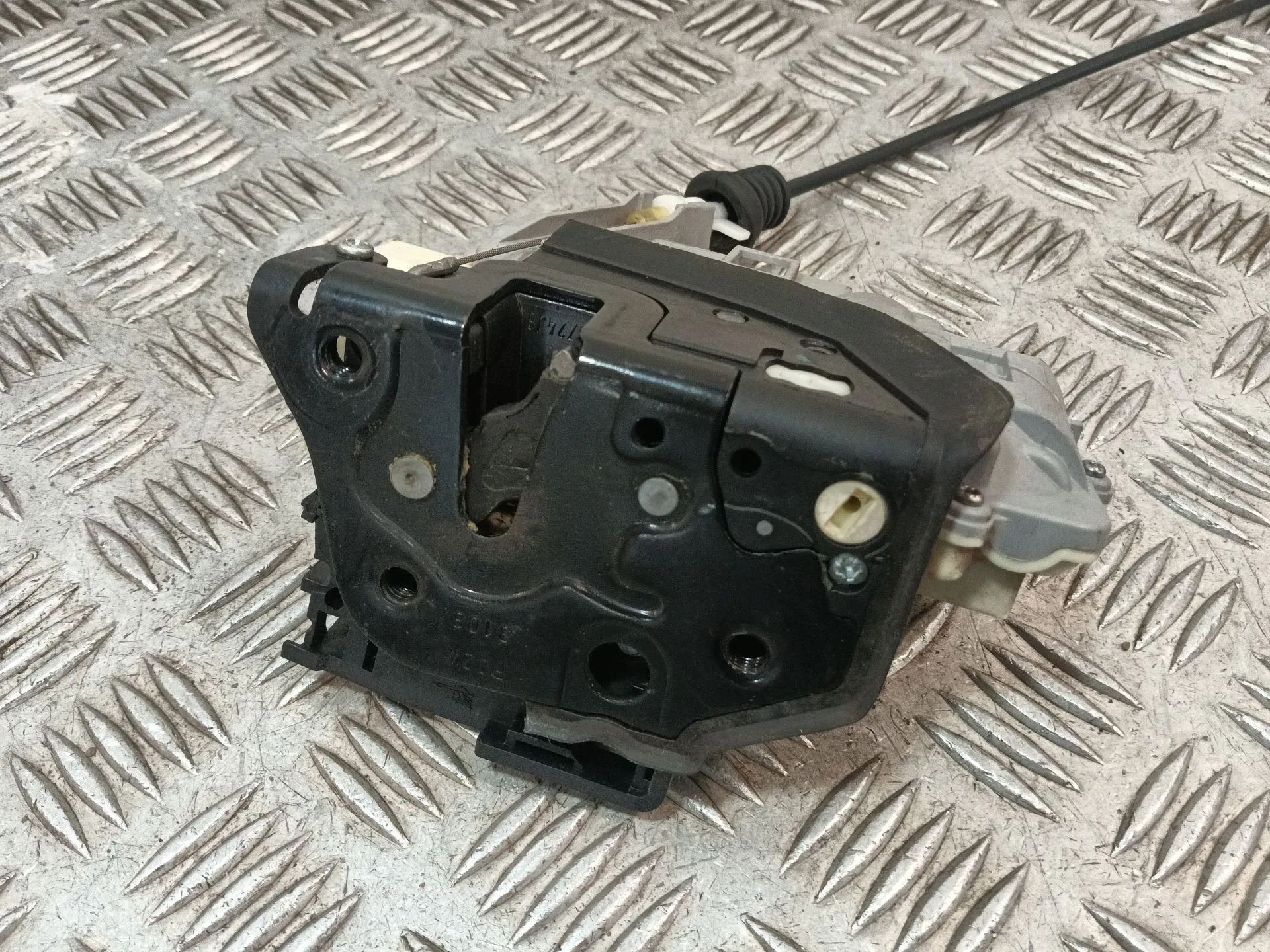 Cerradura Puerta Delantera Derecha para Volkswagen Tiguan (5N_)