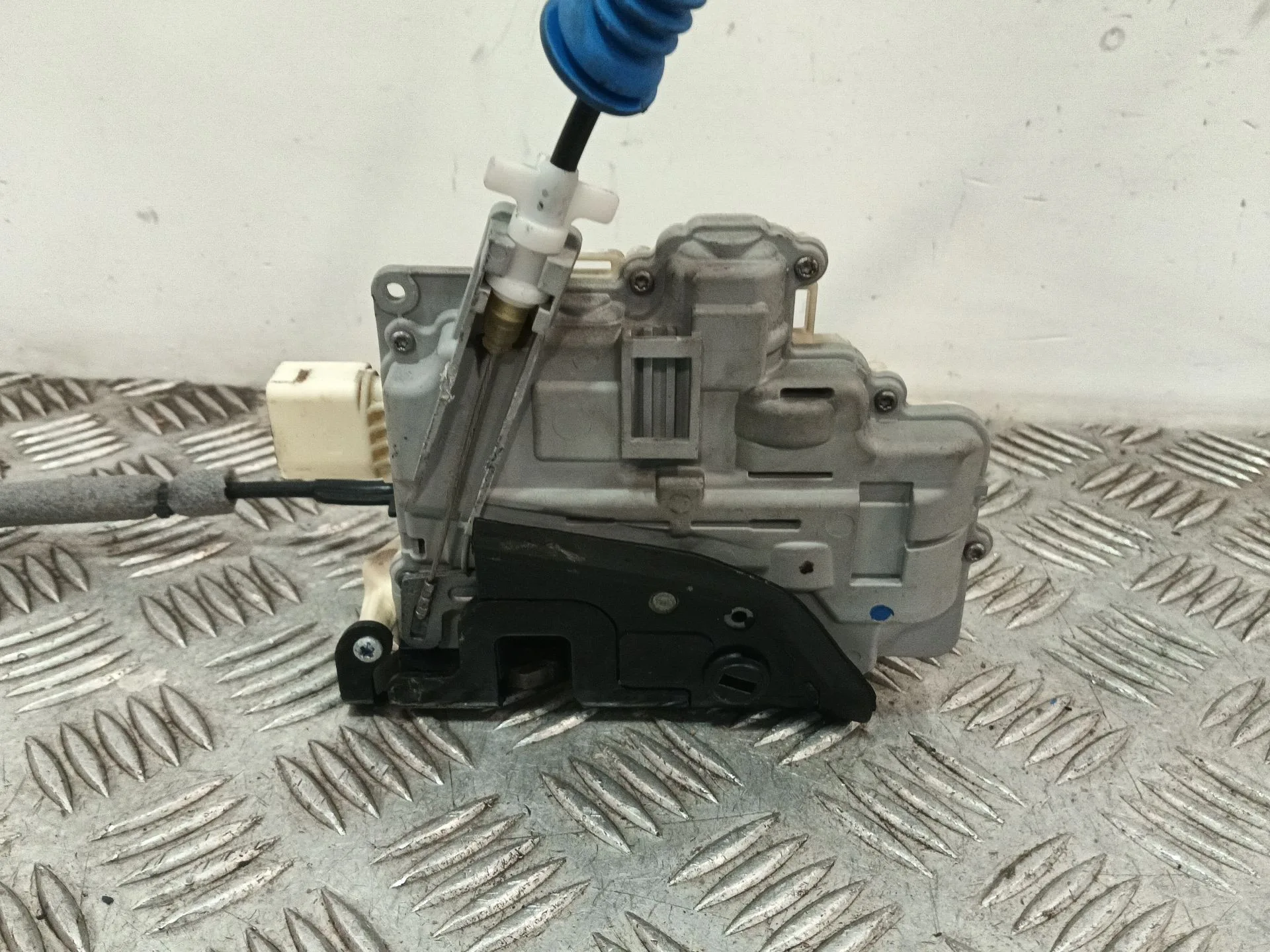 Cerradura Puerta Trasera Derecha para Volkswagen Tiguan (5N_)