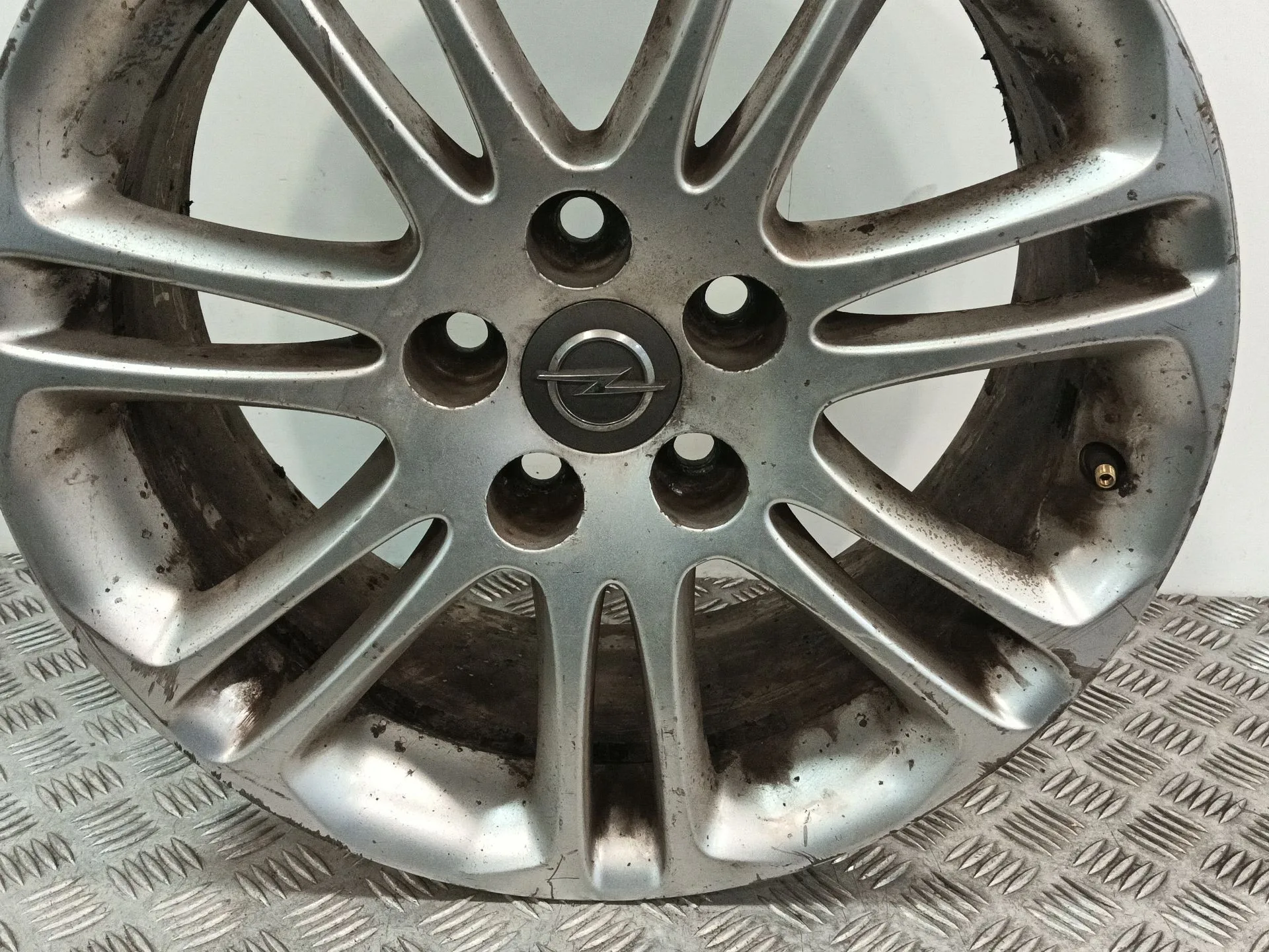 Llanta para Opel Insignia Sports Tourer