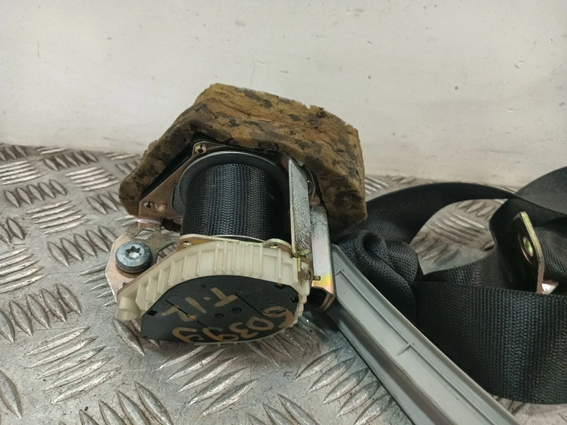 Cinturon Seguridad Trasero Izquierdo para Mercedes-Benz Clase C (W203)